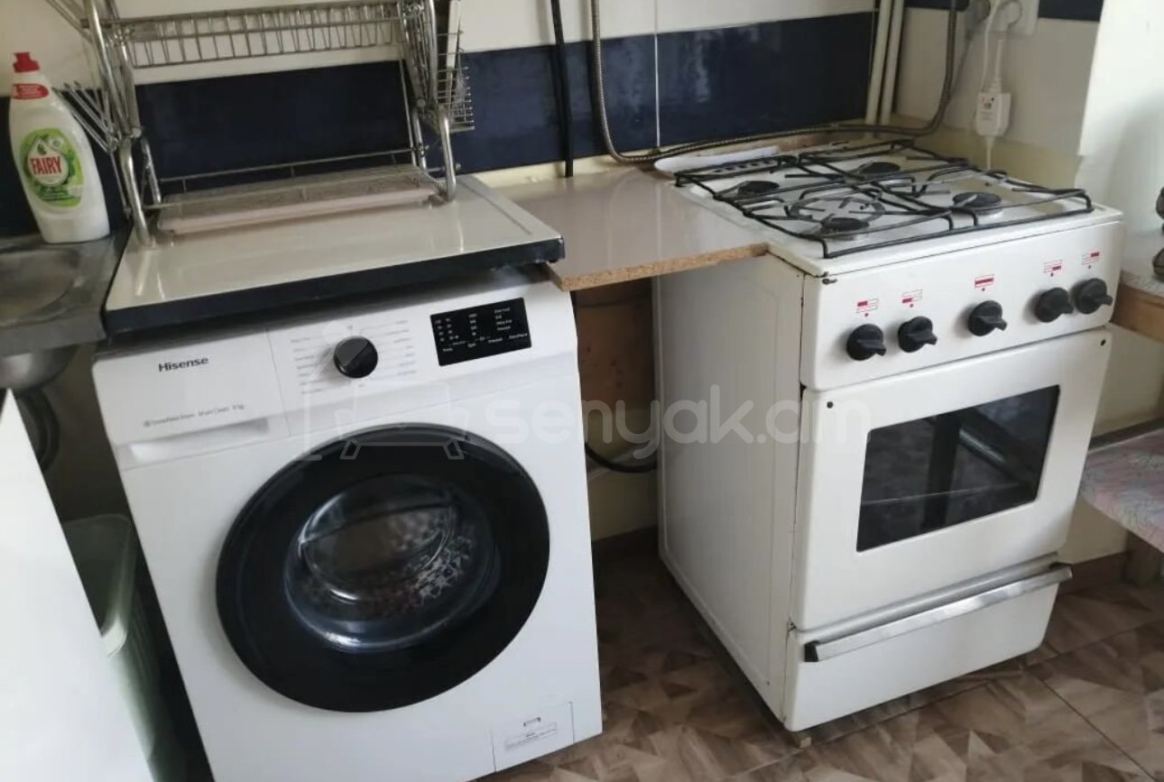 1 Սենյականոց Բնակարան Քարե Շենքում, 30քմ, 2/4 հարկ, Կոսմետիկ Վերանորոգված, Կահավորված