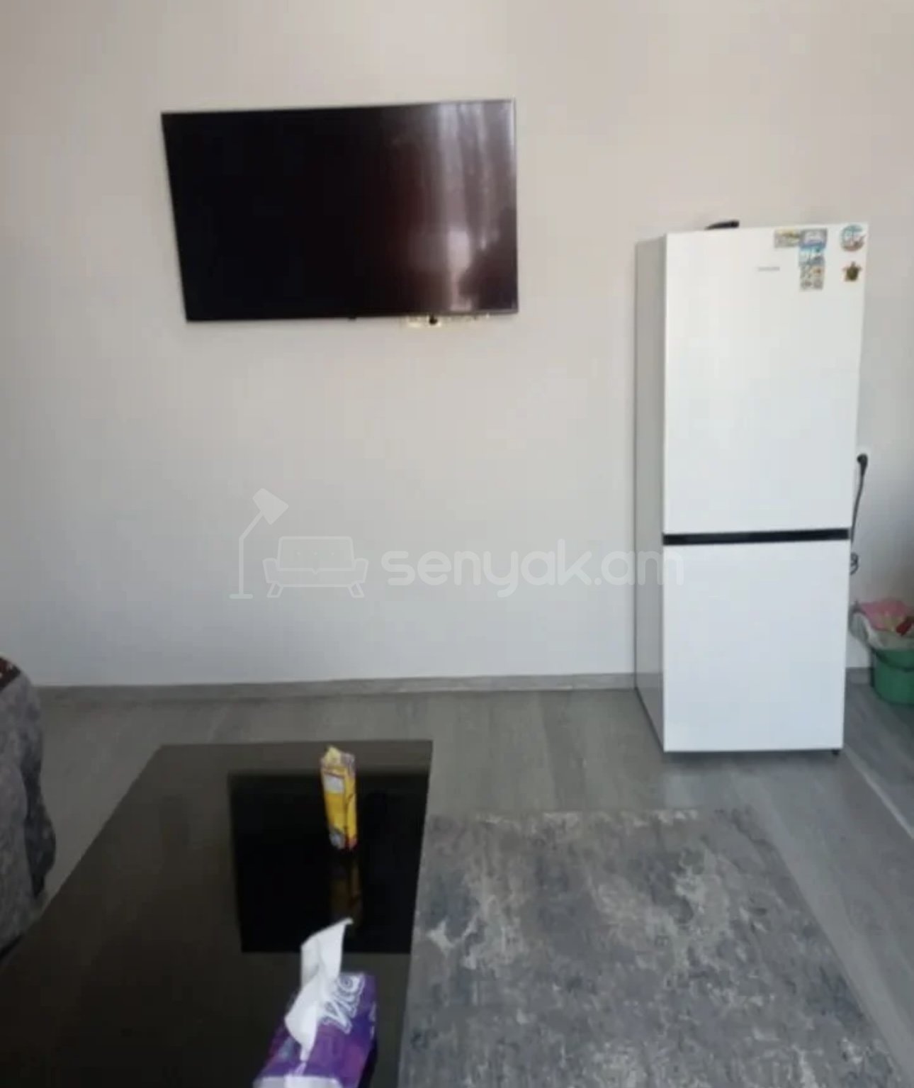 1 Սենյականոց Բնակարան Քարե Շենքում, 32քմ, 4/4 հարկ, Դիզայներական Վերանորոգված, Կահավորված