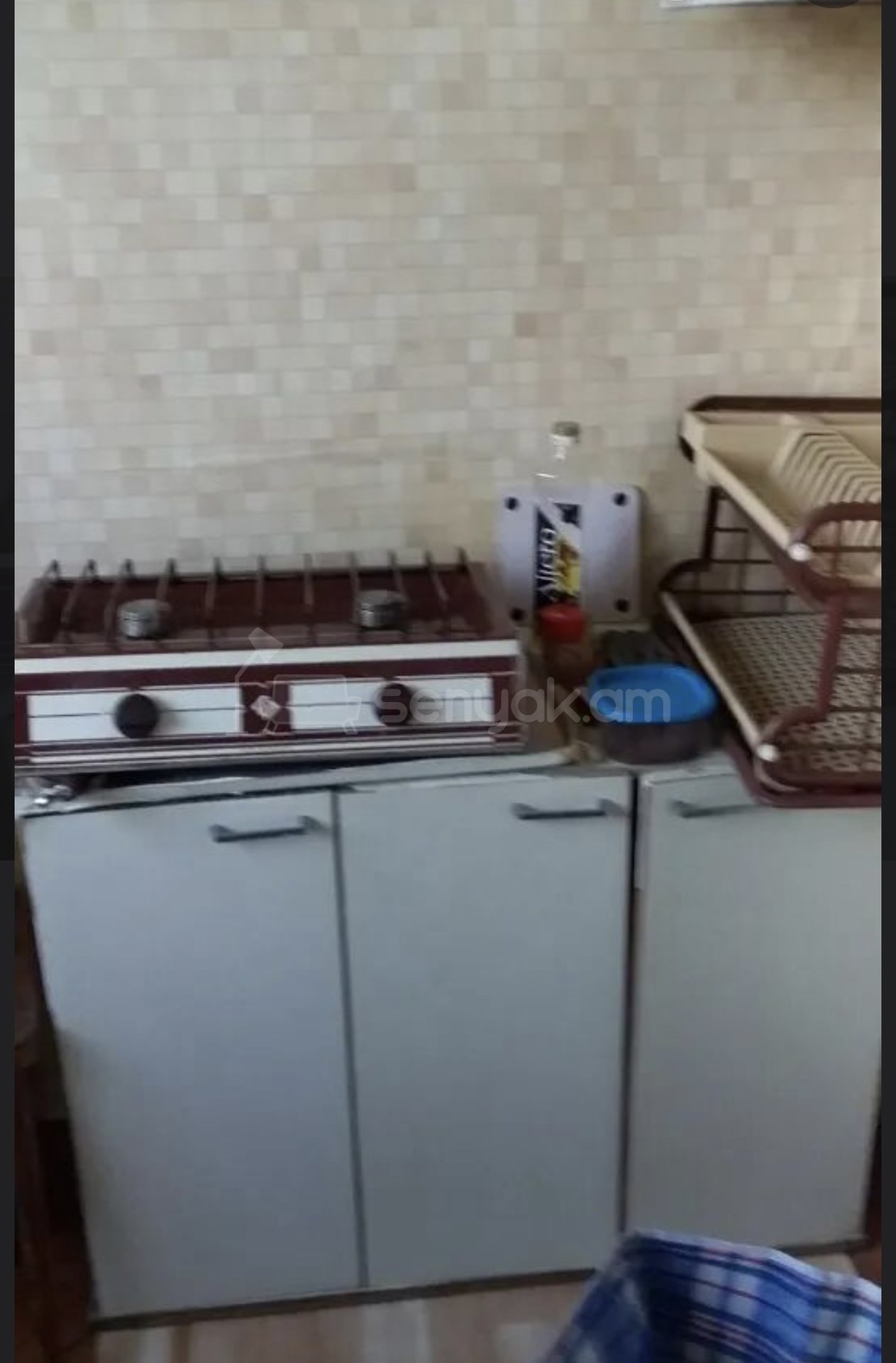 1 Սենյականոց Բնակարան Քարե Շենքում, 36քմ, 3/3 հարկ, Կոսմետիկ Վերանորոգված, Կահավորված