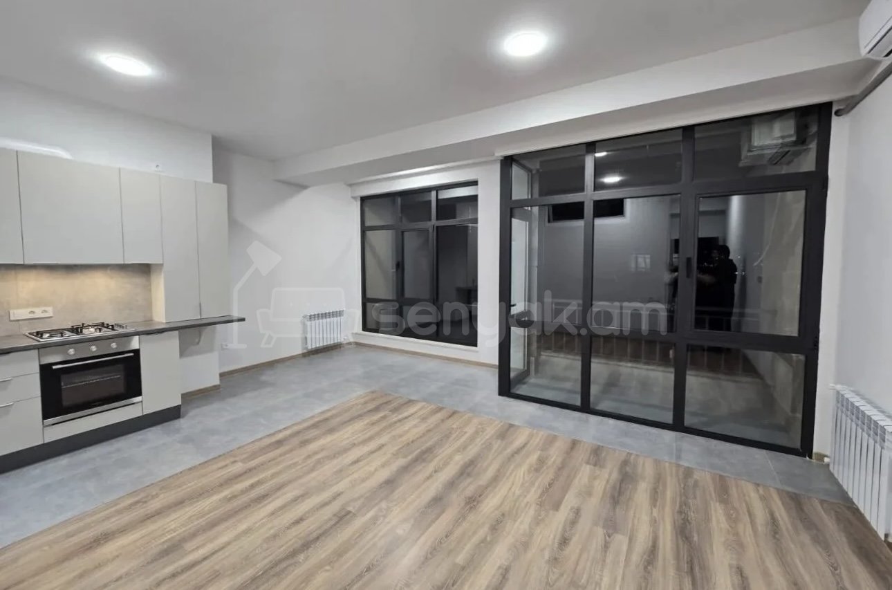 2 Սենյականոց Բնակարան, 45քմ, 13/16 հարկ, Կապիտալ Վերանորոգված, Կահավորված