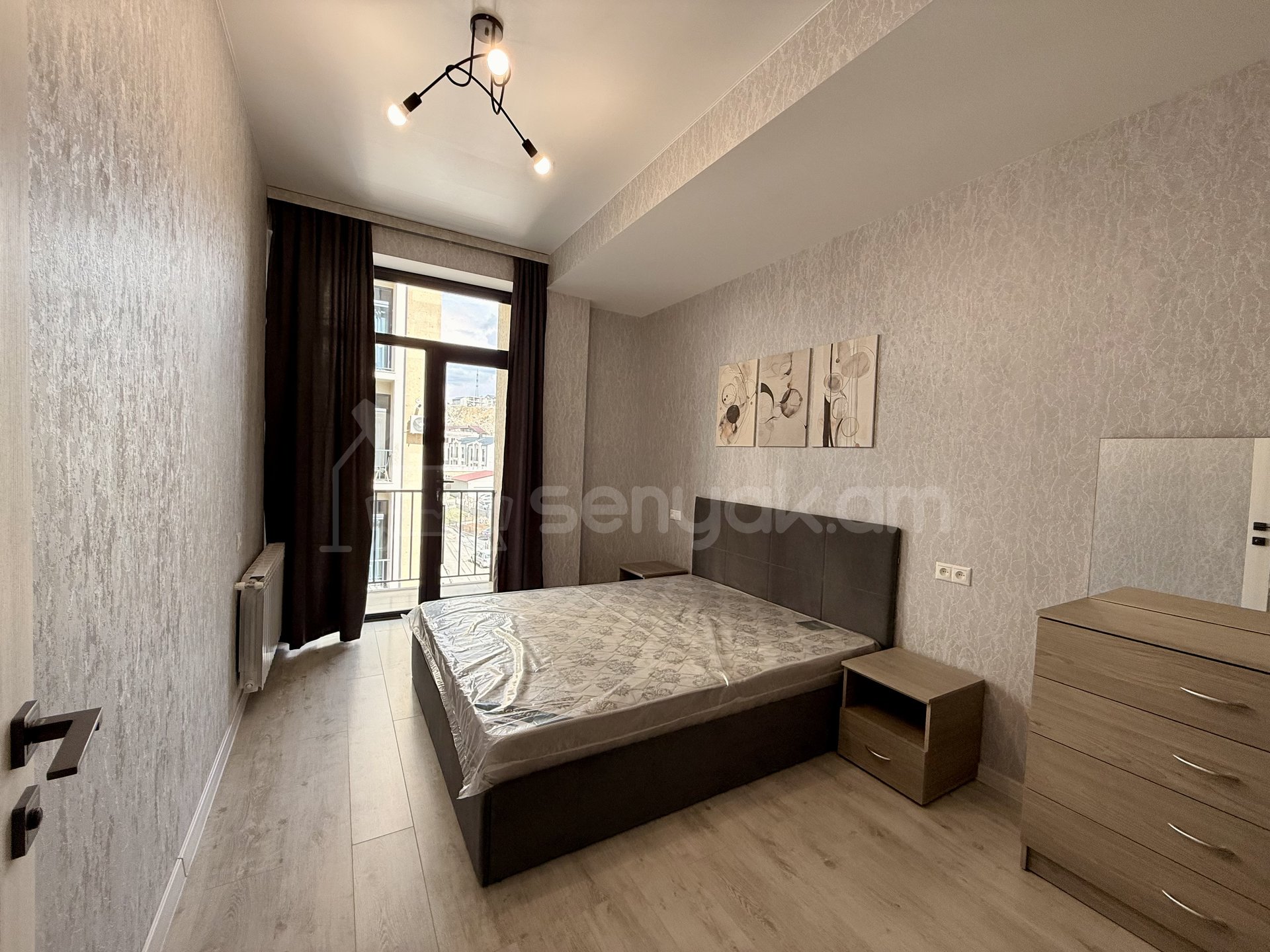 3 Սենյականոց Բնակարան Նորակառույցում, 79քմ, 4/7 հարկ, Կապիտալ Վերանորոգված, Կահավորված, Արևկող