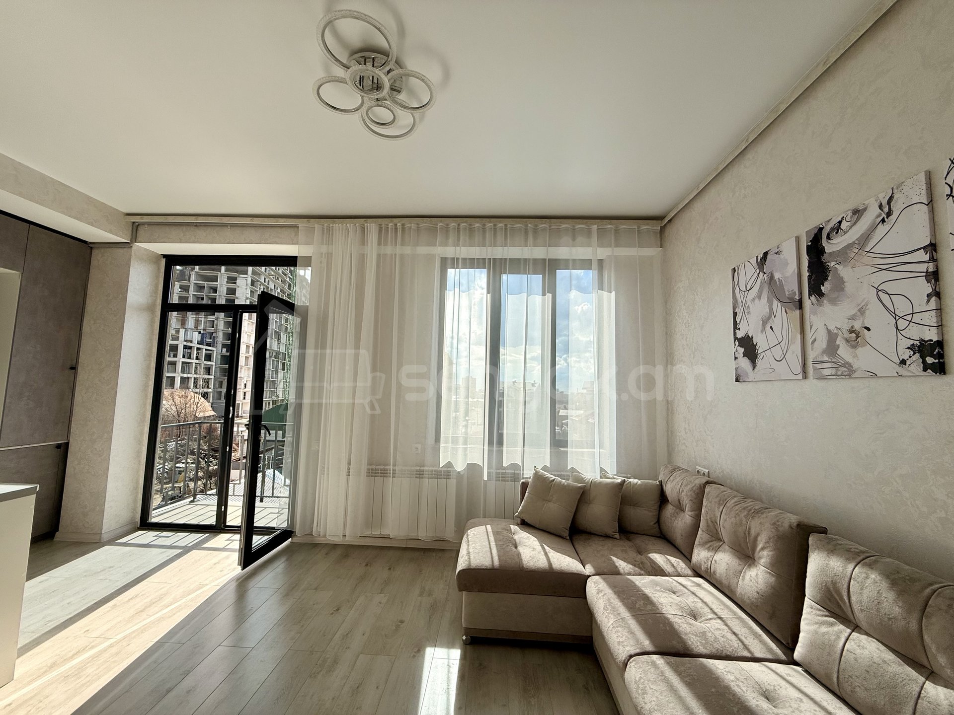 3 Սենյականոց Բնակարան Նորակառույցում, 79քմ, 4/7 հարկ, Կապիտալ Վերանորոգված, Կահավորված, Արևկող