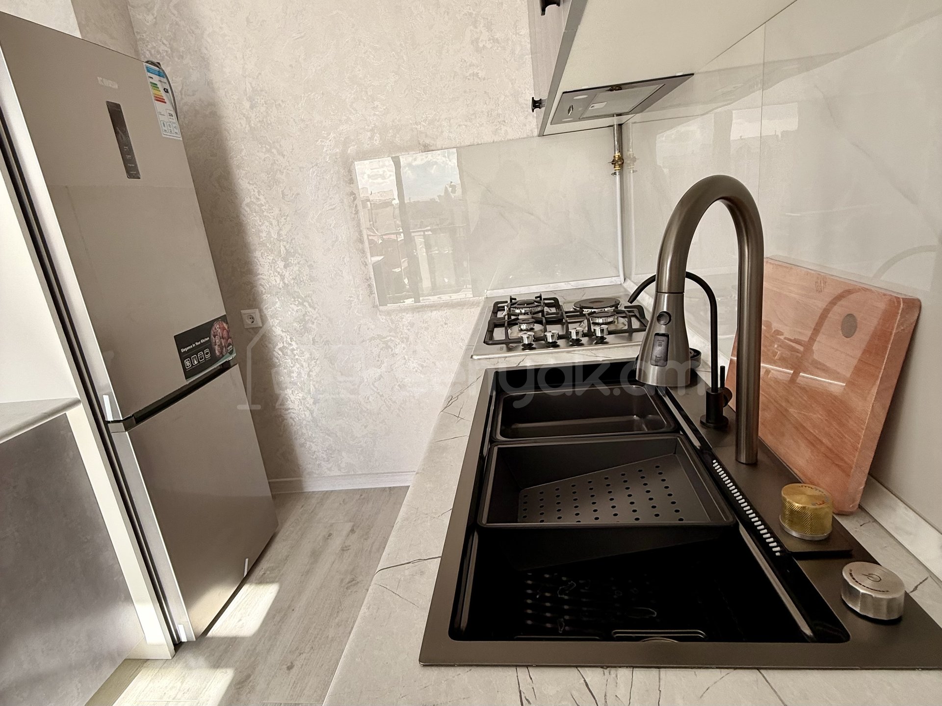 3 Սենյականոց Բնակարան Նորակառույցում, 79քմ, 4/7 հարկ, Կապիտալ Վերանորոգված, Կահավորված, Արևկող