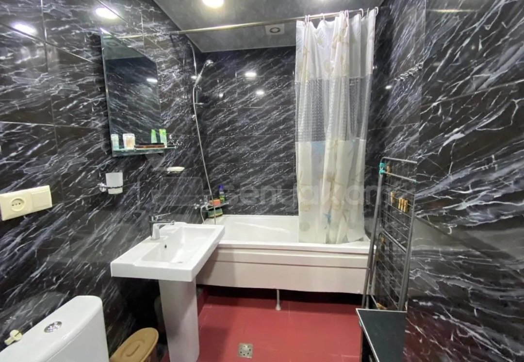 1 Սենյականոց Բնակարան, 51քմ, 5/6 հարկ, Կապիտալ Վերանորոգված, Կահավորված, Արևկող