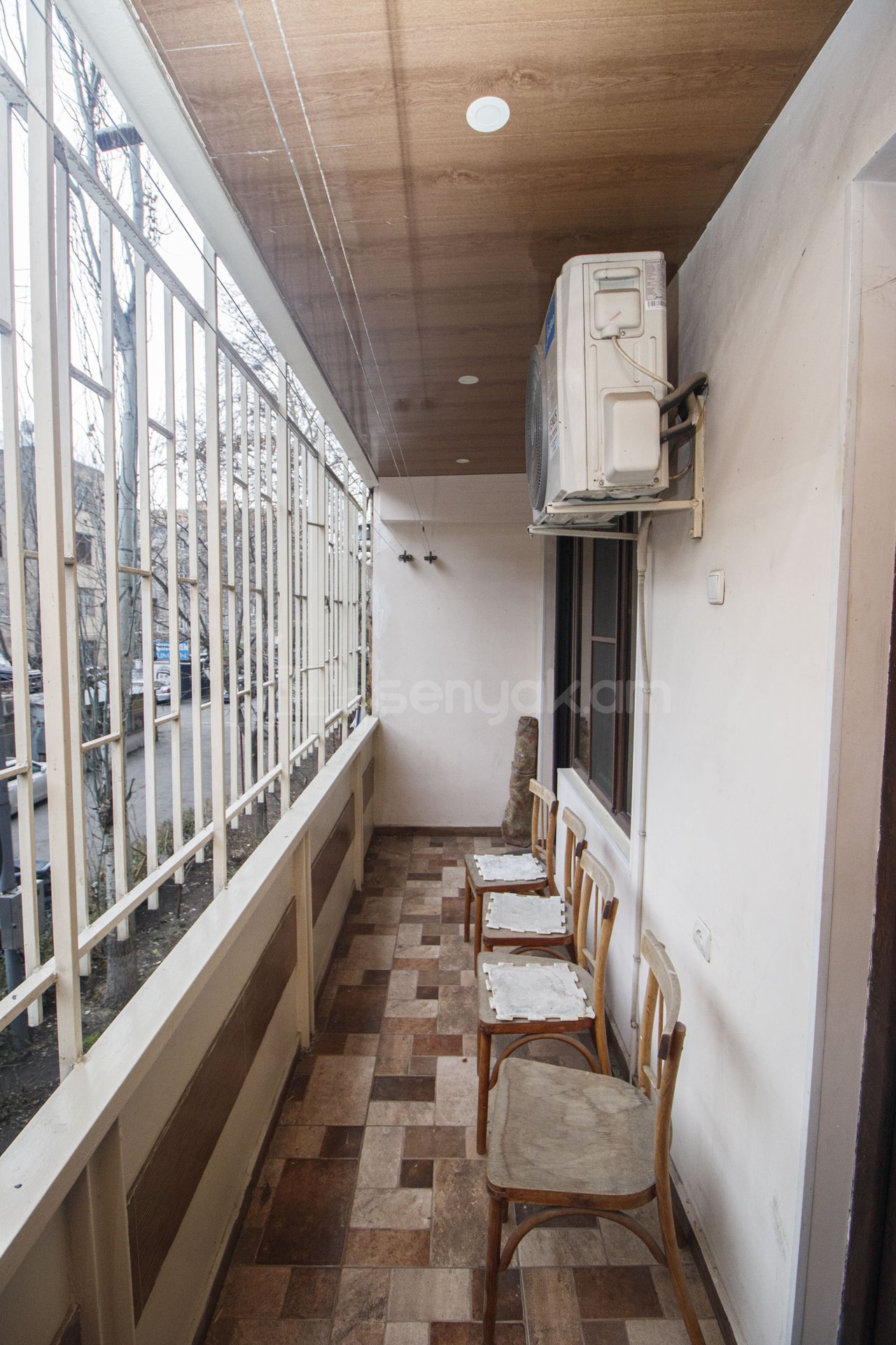 4 Սենյականոց Բնակարան, 90քմ, 2/9 հարկ, Կապիտալ Վերանորոգված