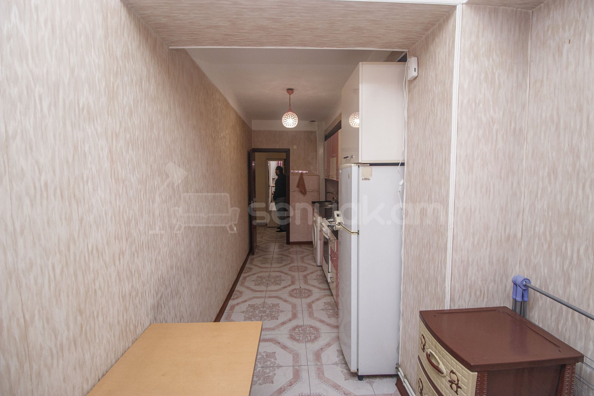 4 Սենյականոց Բնակարան, 90քմ, 2/9 հարկ, Կապիտալ Վերանորոգված