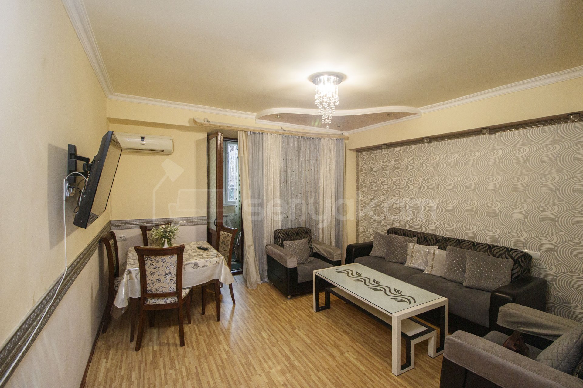 4 Սենյականոց Բնակարան, 90քմ, 2/9 հարկ, Կապիտալ Վերանորոգված