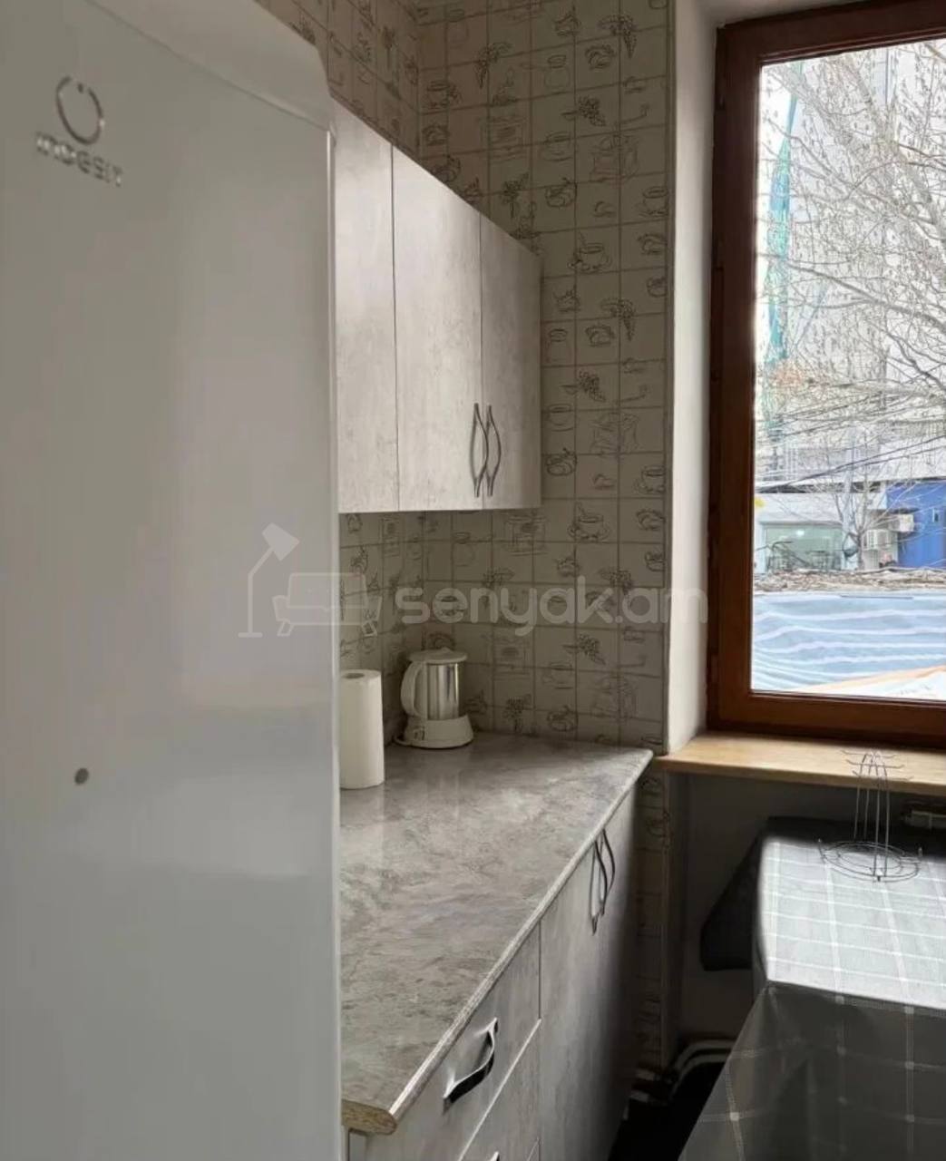 3 Սենյականոց Բնակարան Քարե Շենքում, 65քմ, 2/5 հարկ, Կոսմետիկ Վերանորոգված, Կահավորված