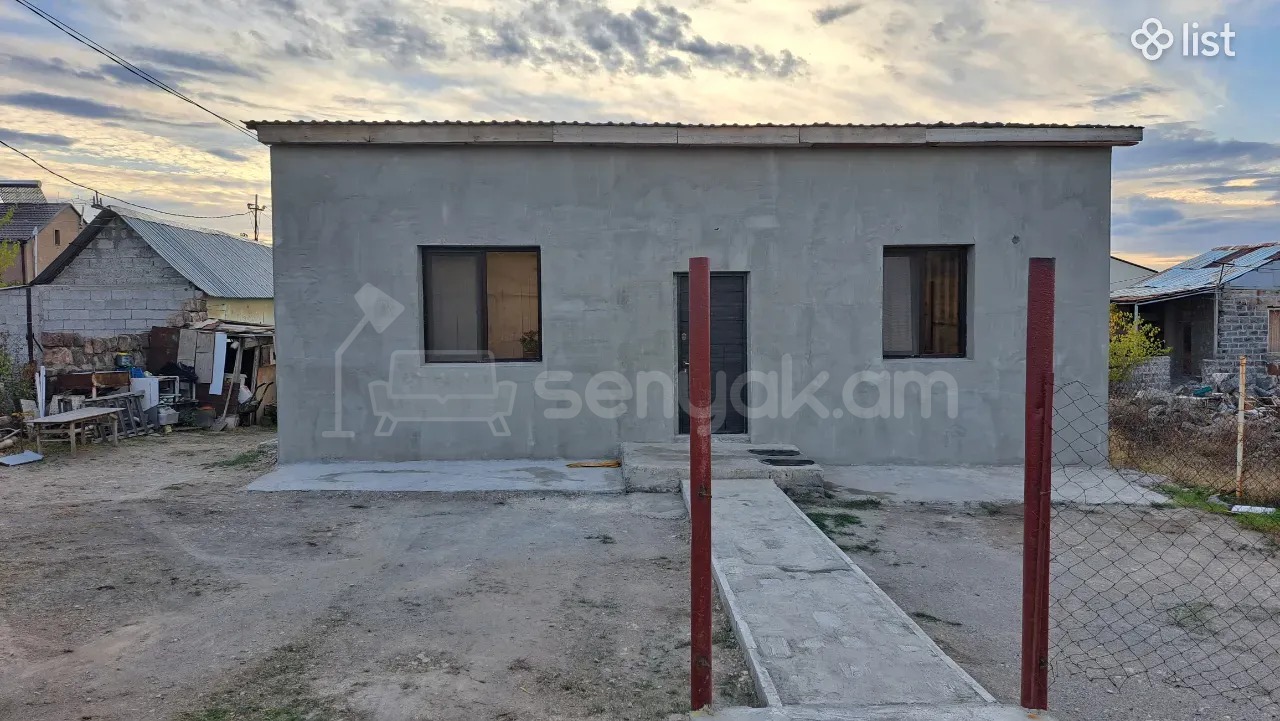 4 Սենյականոց Սեփական Տուն, 76քմ, Նորմալ Վիճակում