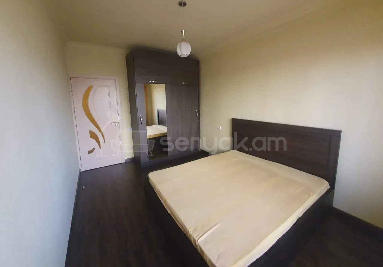 3 Սենյականոց Բնակարան, 80քմ, 1/9 հարկ, Նորմալ Վիճակում, Կահավորված