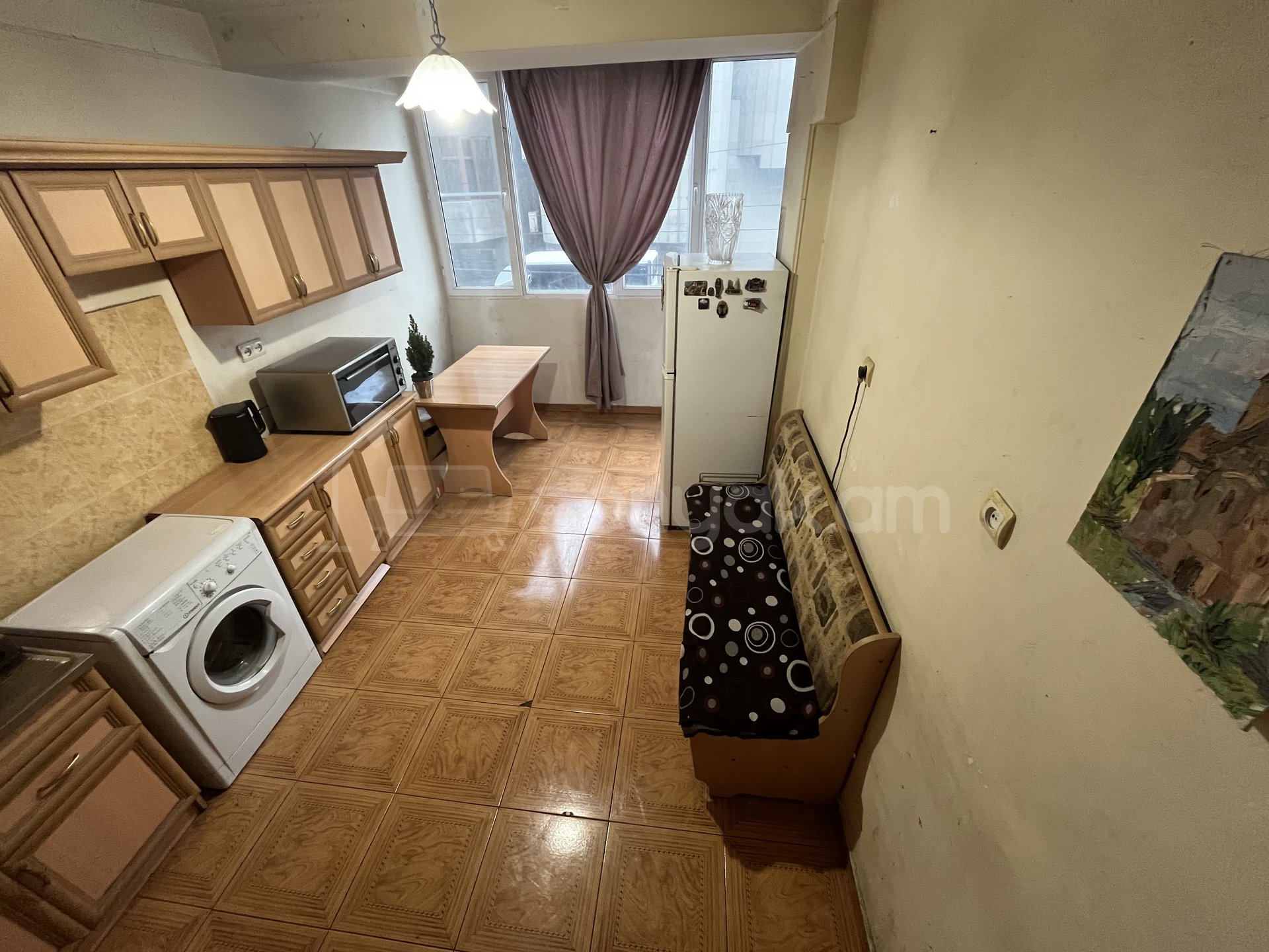 3 Սենյականոց Բնակարան, 98քմ, 1/12 հարկ, Պետական Վիճակում