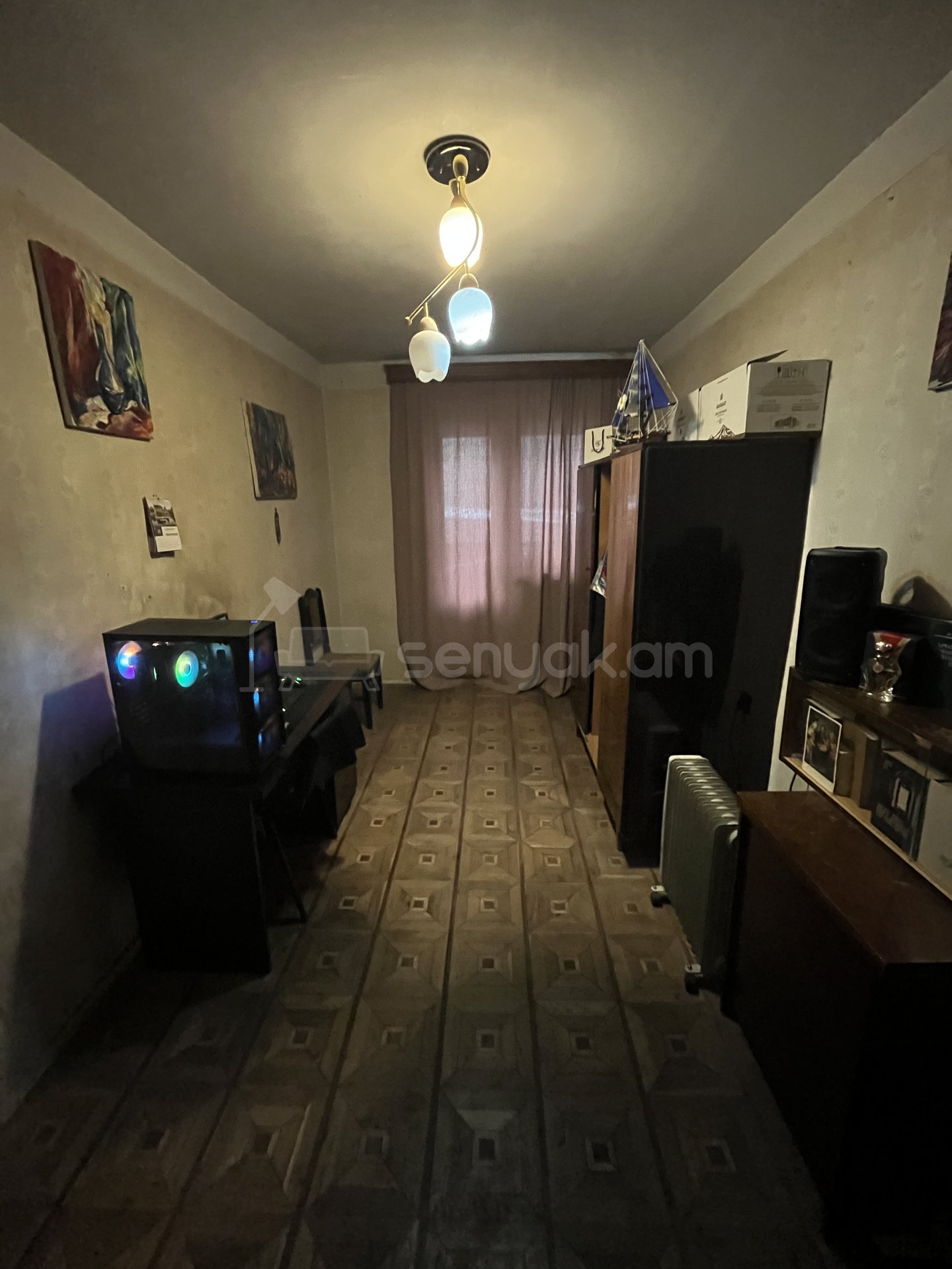 3 Սենյականոց Բնակարան, 98քմ, 1/12 հարկ, Պետական Վիճակում