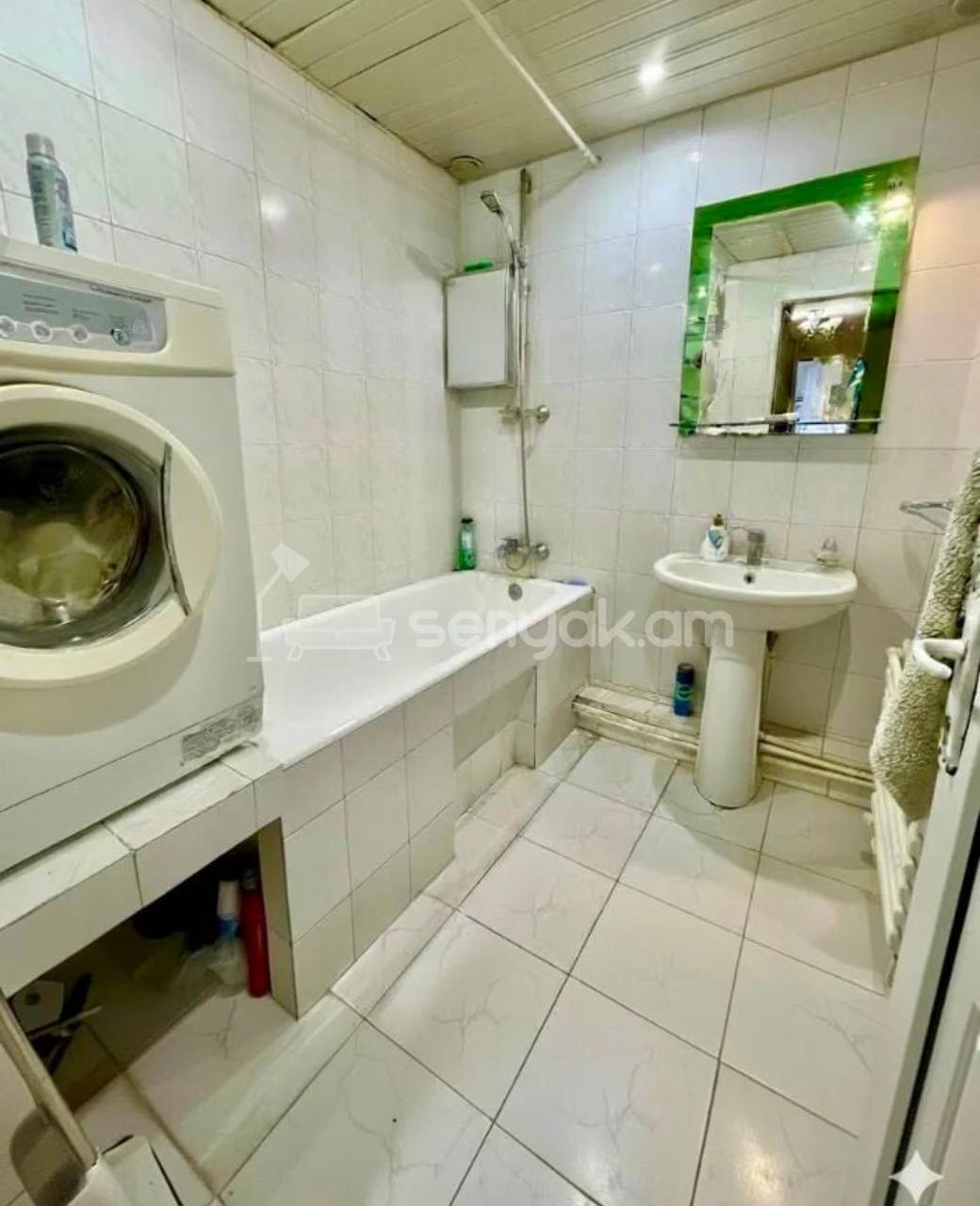 4 Սենյականոց Բնակարան, 100քմ, 3/9 հարկ, Կապիտալ Վերանորոգված