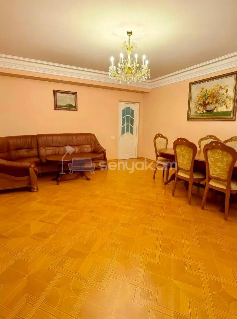 4 Սենյականոց Բնակարան, 100քմ, 3/9 հարկ, Կապիտալ Վերանորոգված