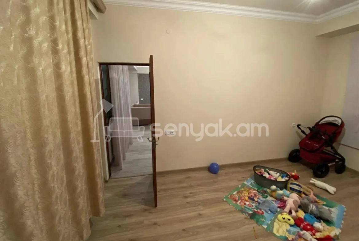 3 Սենյականոց Բնակարան, 104քմ, 4/6 հարկ, Կապիտալ Վերանորոգված