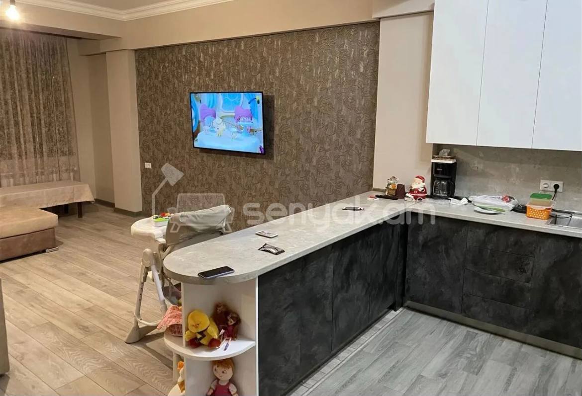 3 Սենյականոց Բնակարան, 104քմ, 4/6 հարկ, Կապիտալ Վերանորոգված