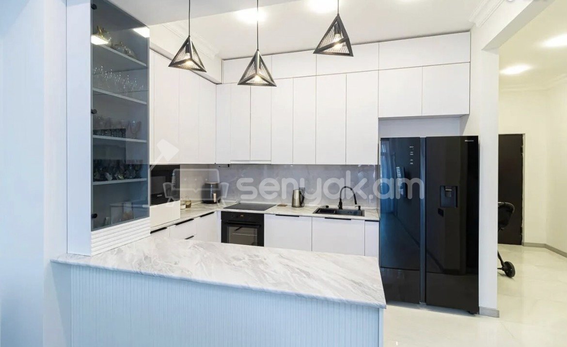 3 Սենյականոց Բնակարան, 70քմ, 13/19 հարկ, Դիզայներական Վերանորոգված