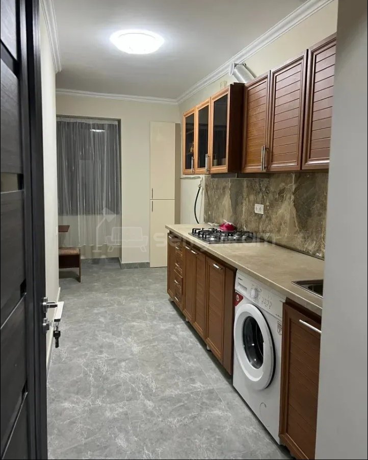 4 Սենյականոց Բնակարան, 100քմ, 8/9 հարկ, Կապիտալ Վերանորոգված, Կահավորված