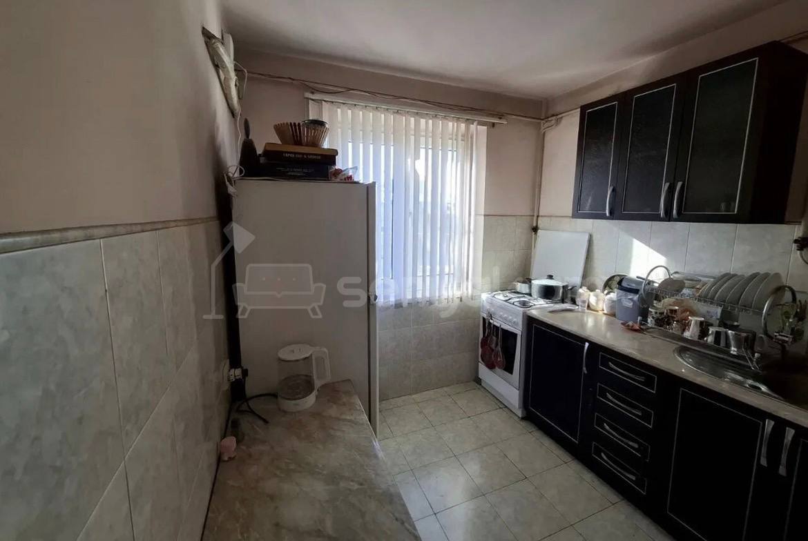 2 Սենյականոց Բնակարան Քարե Շենքում, 50քմ, 4/4 հարկ, Կապիտալ Վերանորոգված