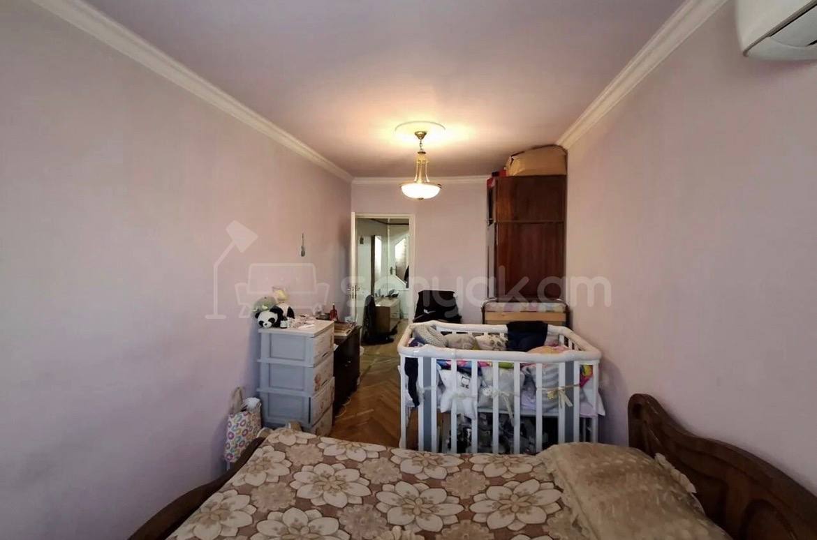 2 Սենյականոց Բնակարան Քարե Շենքում, 50քմ, 4/4 հարկ, Կապիտալ Վերանորոգված