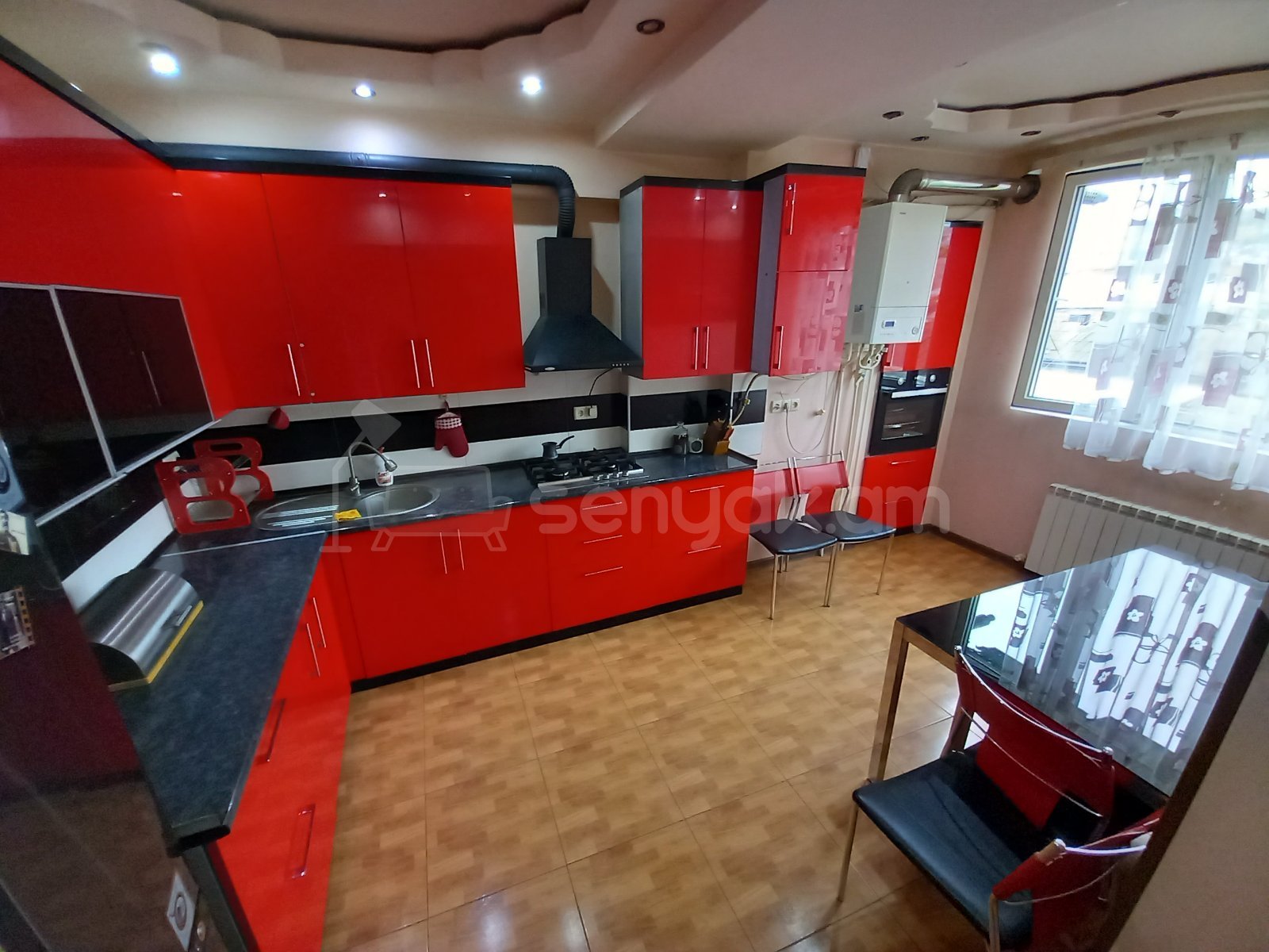 3 Սենյականոց Բնակարան, 91քմ, 2/9 հարկ, Կապիտալ Վերանորոգված