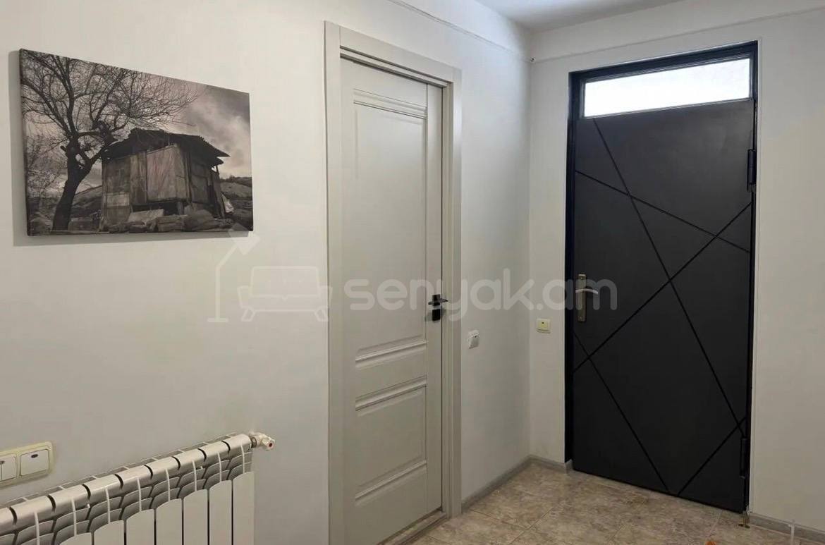 2 Սենյականոց Սեփական Տուն, 50քմ, Կապիտալ Վերանորոգված, Կահավորված