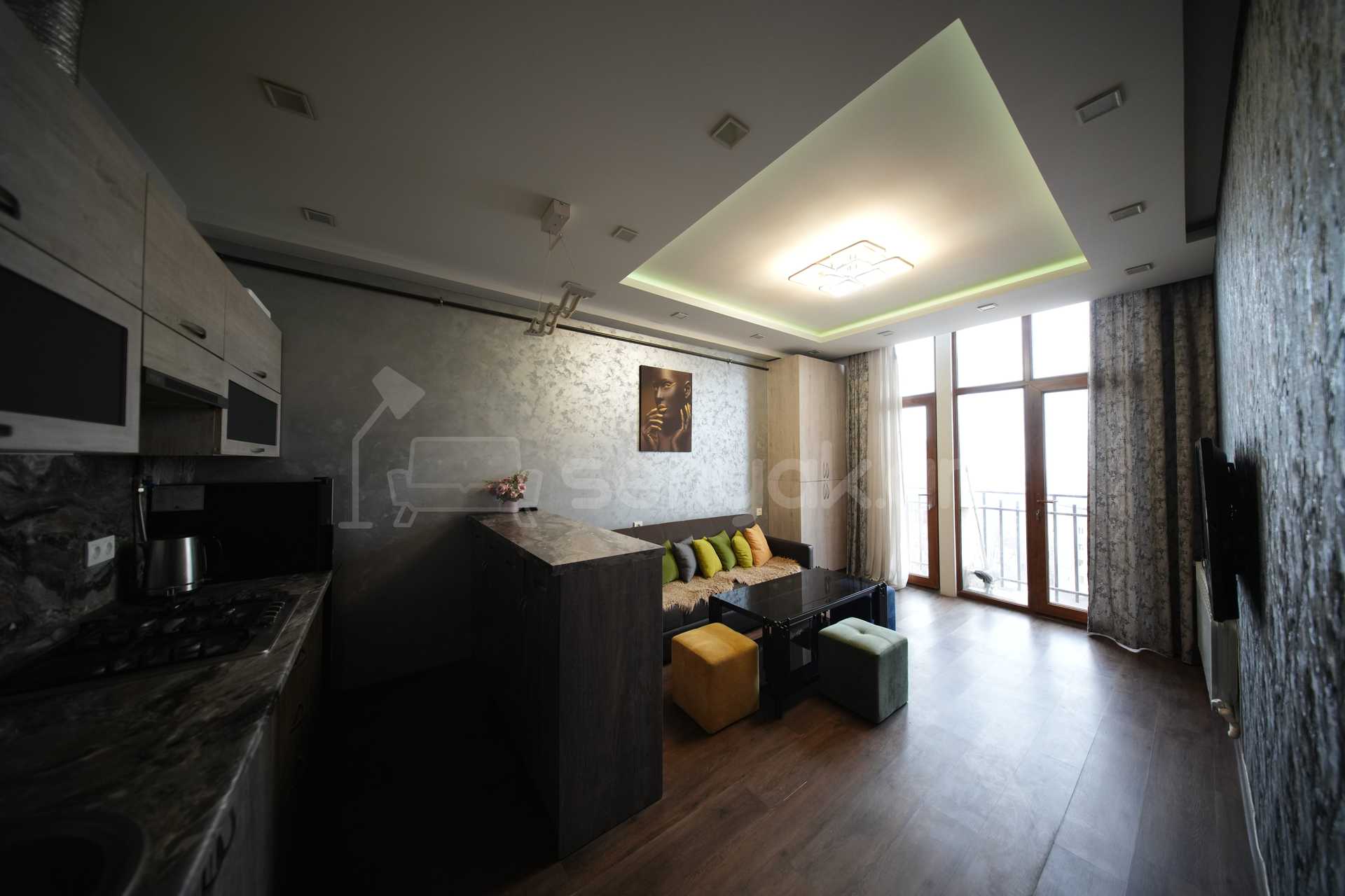 2 Սենյականոց Բնակարան Քարե Շենքում, 44քմ, 5/8 հարկ, Կապիտալ Վերանորոգված