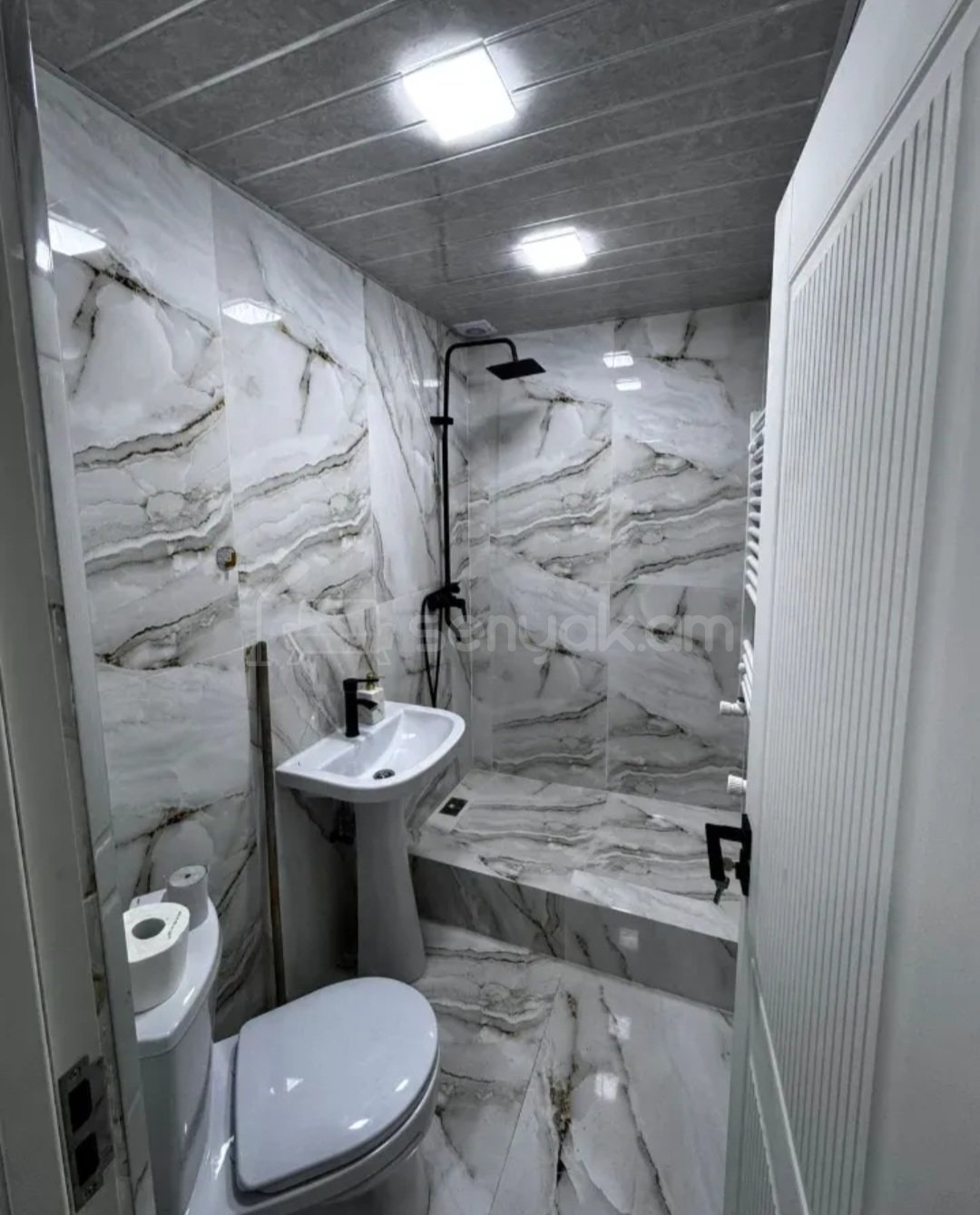 2 Սենյականոց Բնակարան Քարե Շենքում, 42քմ, 4/5 հարկ, Կապիտալ Վերանորոգված, Կահավորված, Արևկող