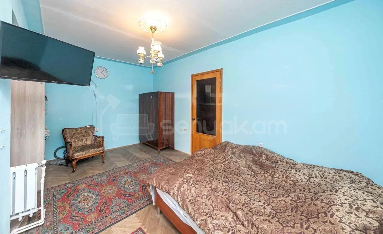 4 Սենյականոց Բնակարան, 82քմ, 3/9 հարկ, Նորմալ Վիճակում