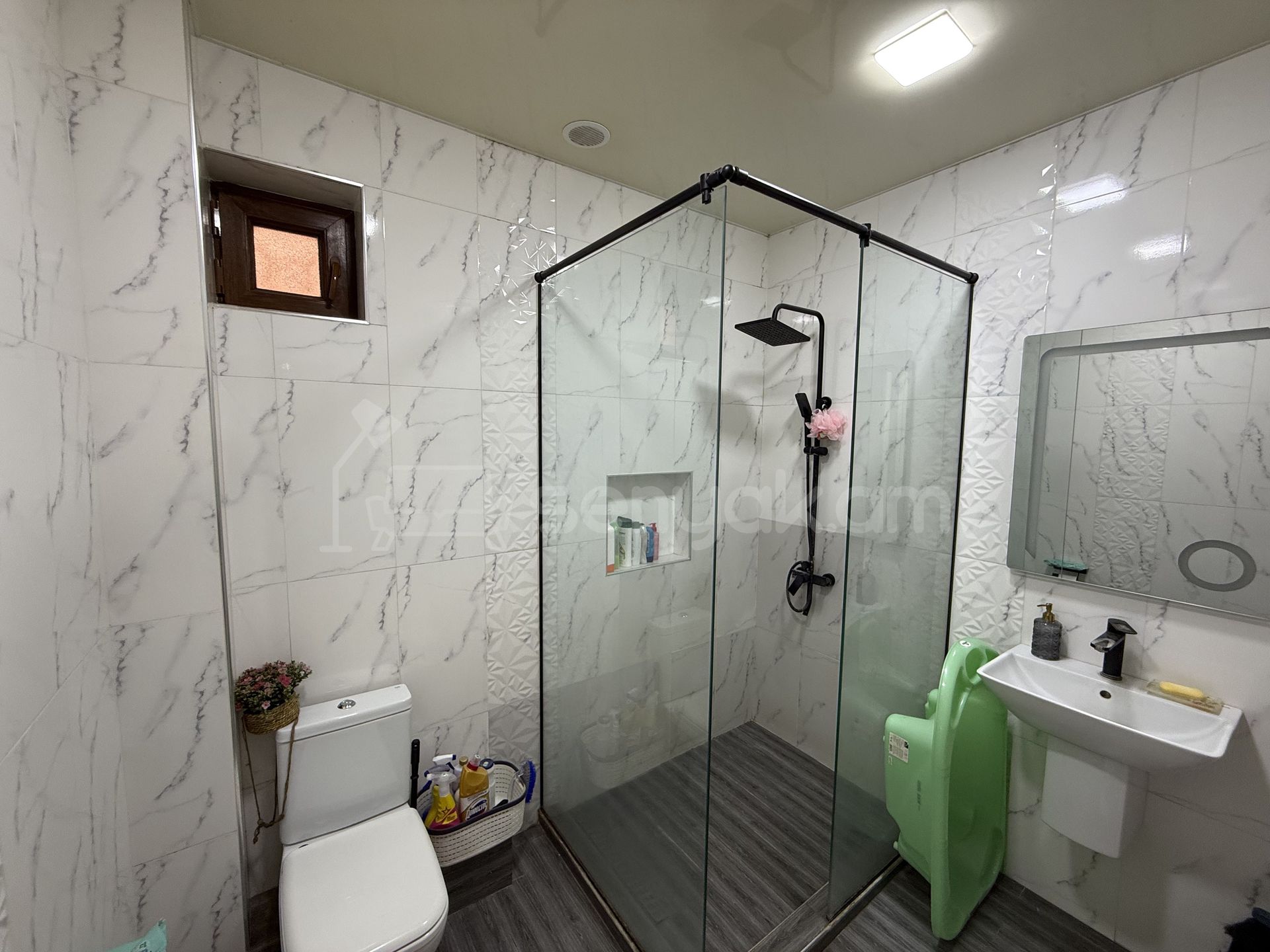 6 Սենյականոց Սեփական Տուն, 300քմ, Կապիտալ Վերանորոգված, Ավտոտնակով