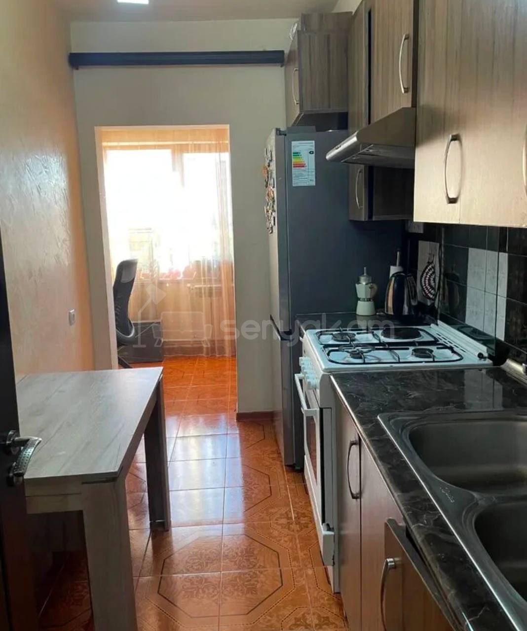 2 Սենյականոց Բնակարան, 50քմ, 7/9 հարկ, Կապիտալ Վերանորոգված, Կահավորված