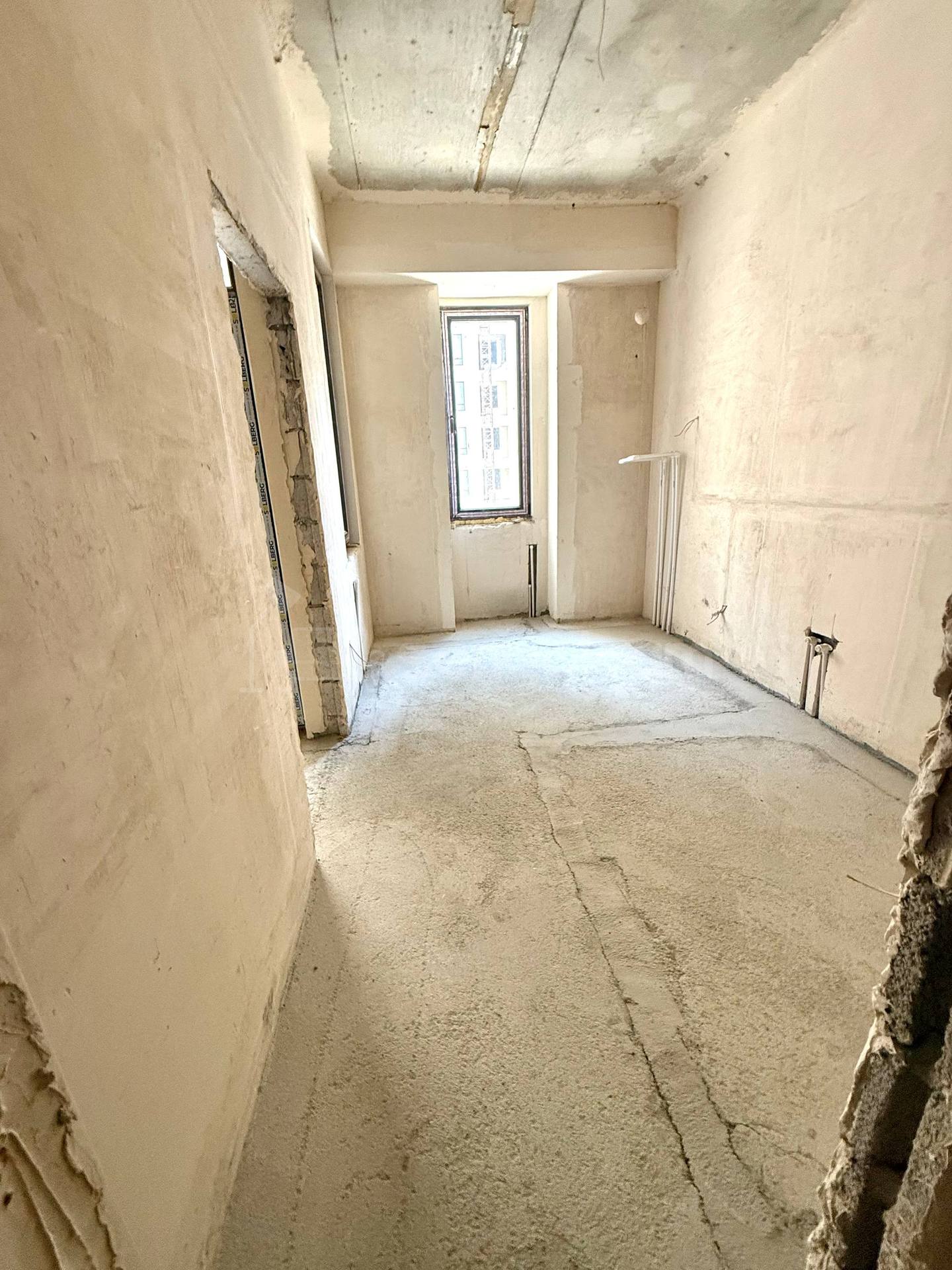 4 Սենյականոց Բնակարան Նորակառույցում, 113քմ, 4/16 հարկ, Պետական Վիճակում