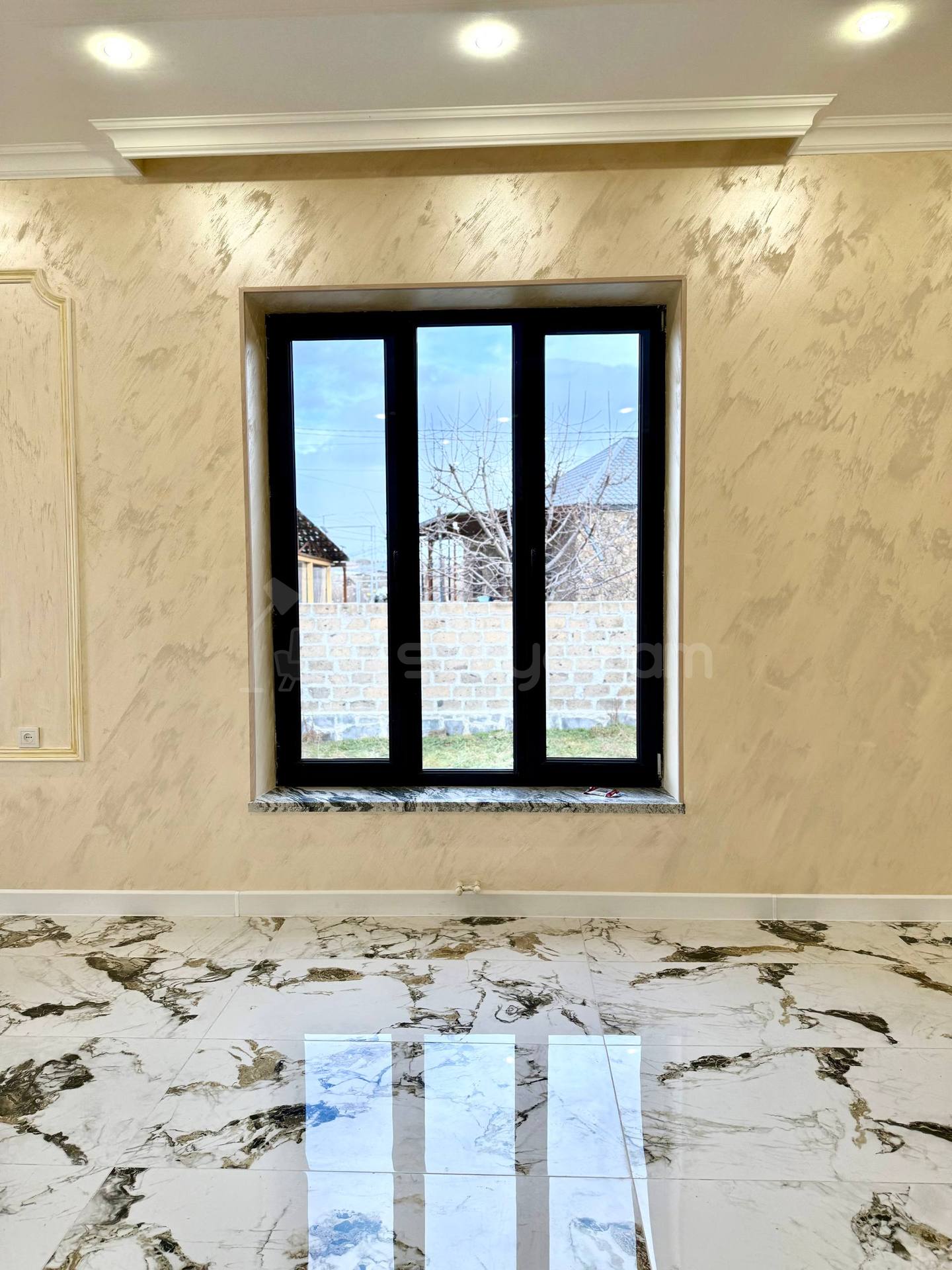 4 Սենյականոց Շքեղ Առանձնատուն, 192քմ, Ավտոտնակով