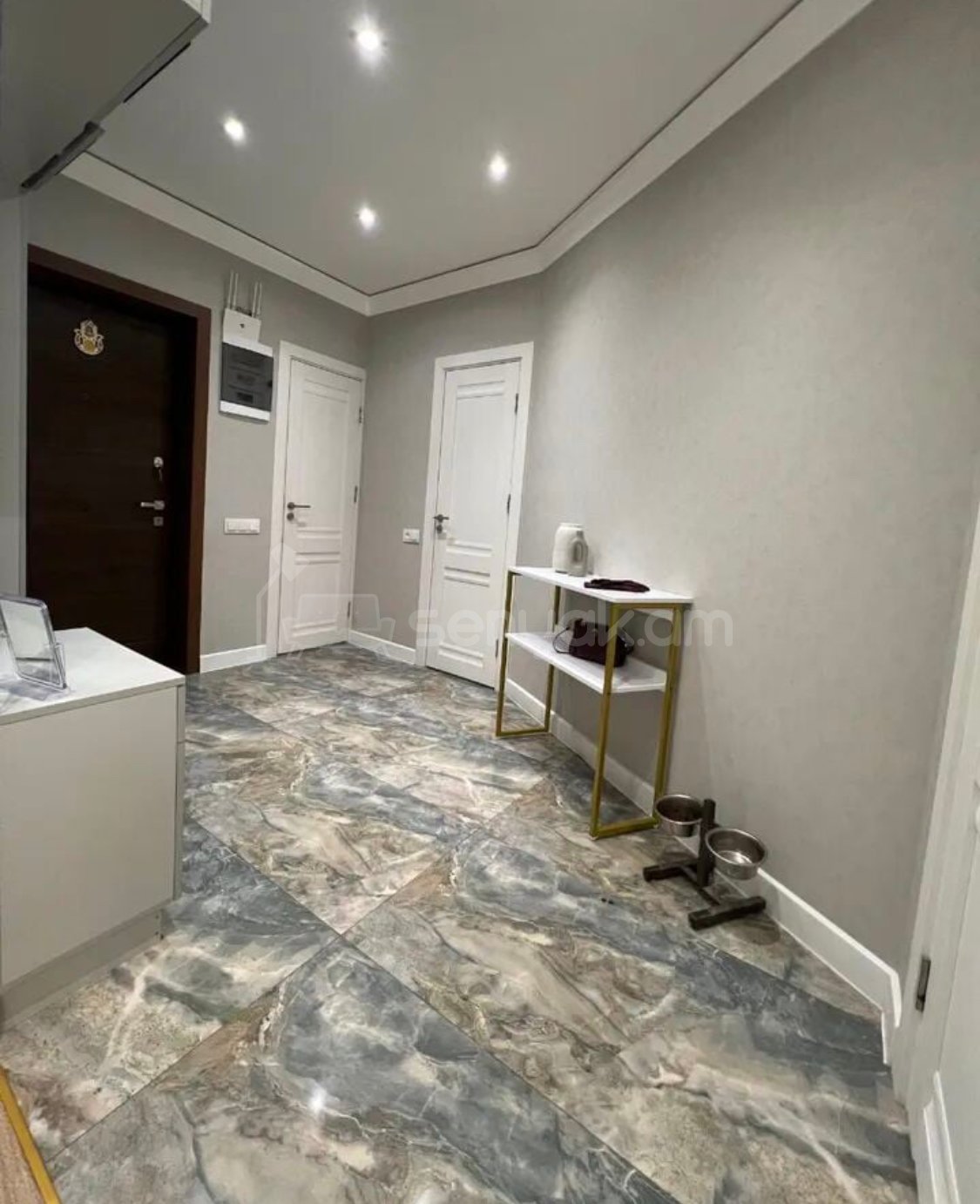 3 Սենյականոց Բնակարան, 70քմ, 4/16 հարկ, Կապիտալ Վերանորոգված