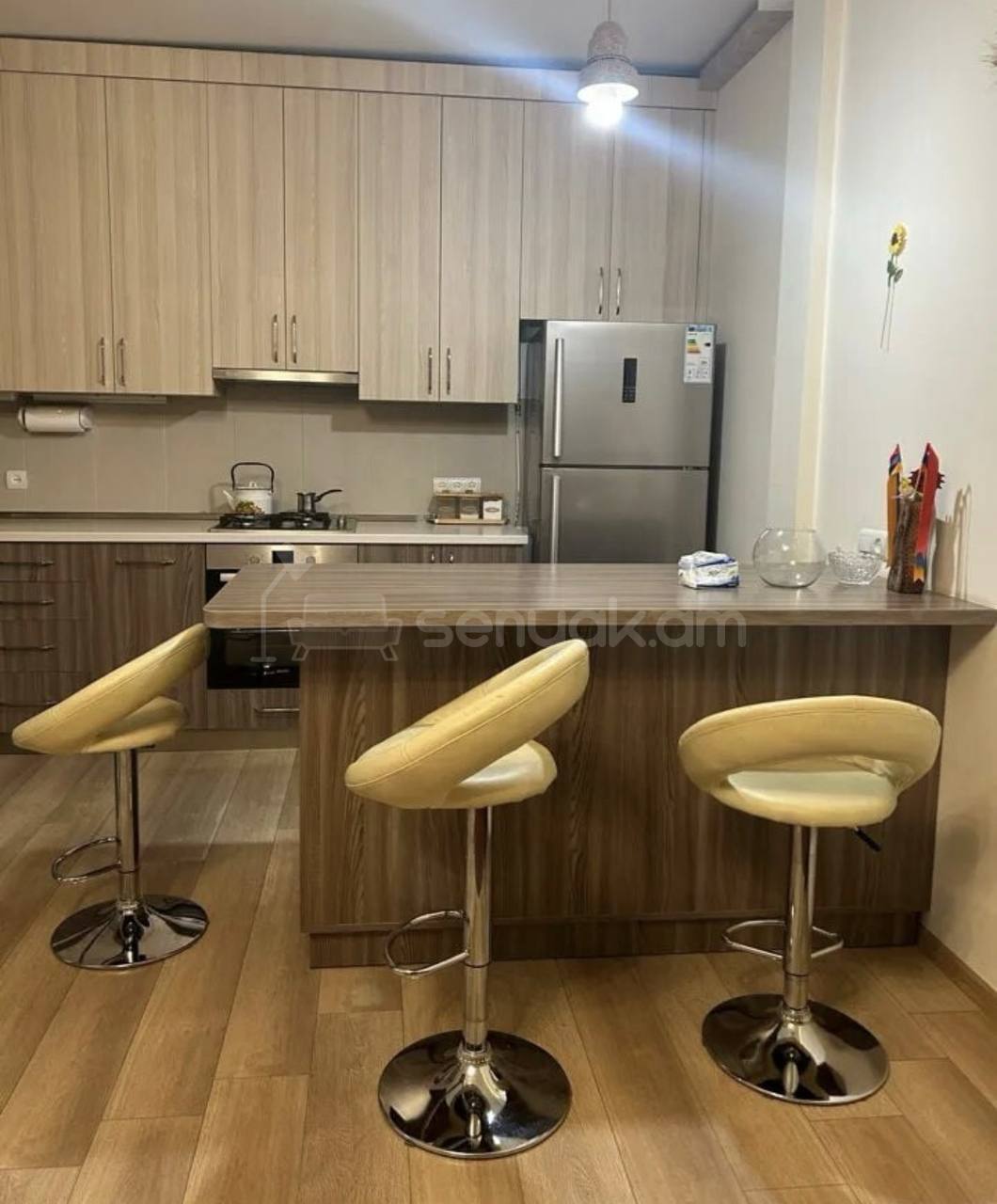 2 Սենյականոց Բնակարան Քարե Շենքում, 62քմ, 4/4 հարկ, Կապիտալ Վերանորոգված, Կահավորված, Արևկող