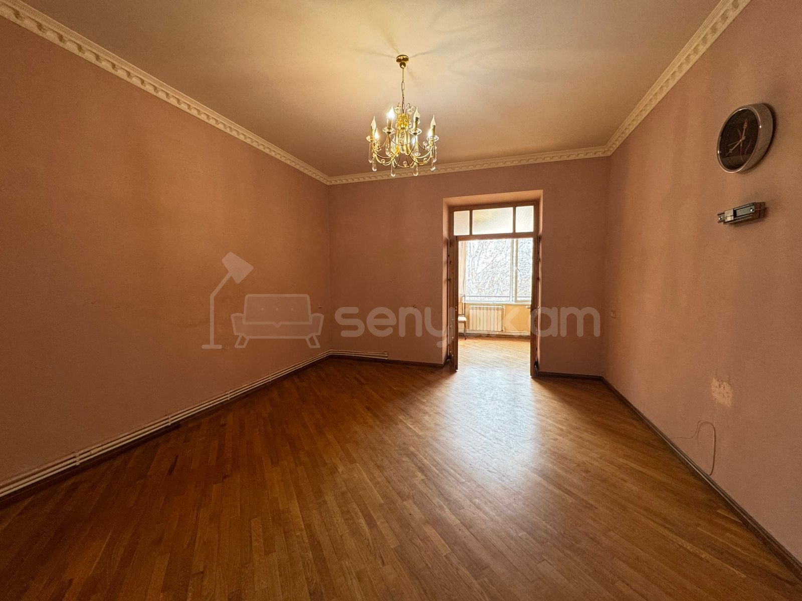 3 Սենյականոց Բնակարան Քարե Շենքում, 78քմ, 4/5 հարկ, Նորմալ Վիճակում