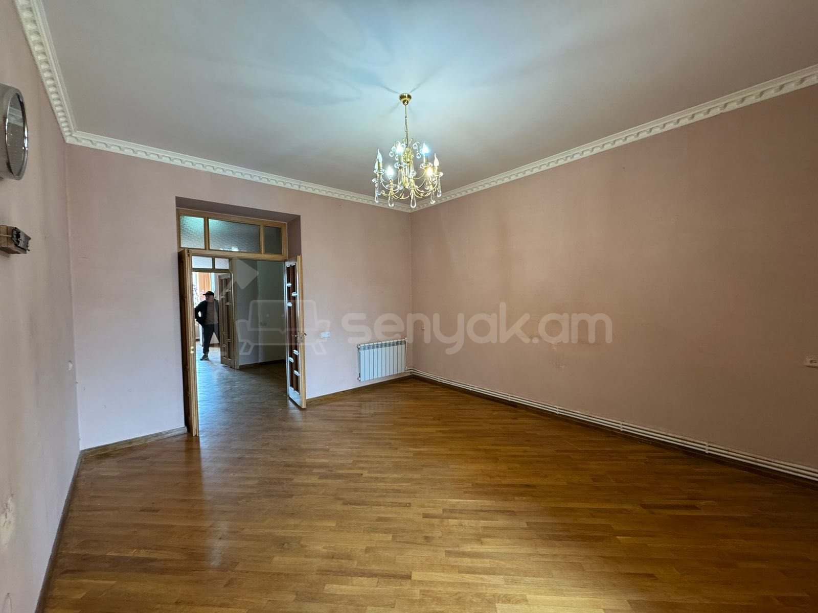 3 Սենյականոց Բնակարան Քարե Շենքում, 78քմ, 4/5 հարկ, Նորմալ Վիճակում