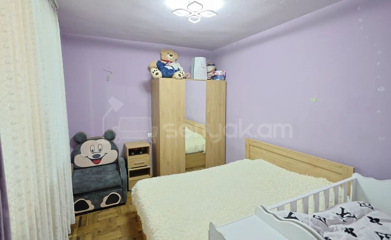 3 Սենյականոց Բնակարան, 87քմ, 2/12 հարկ, Նորմալ Վիճակում