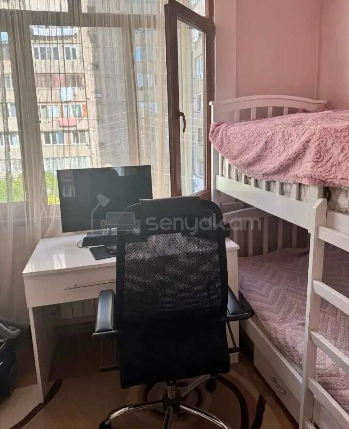 2 Սենյականոց Բնակարան Քարե Շենքում, 54քմ, 5/5 հարկ, Կապիտալ Վերանորոգված