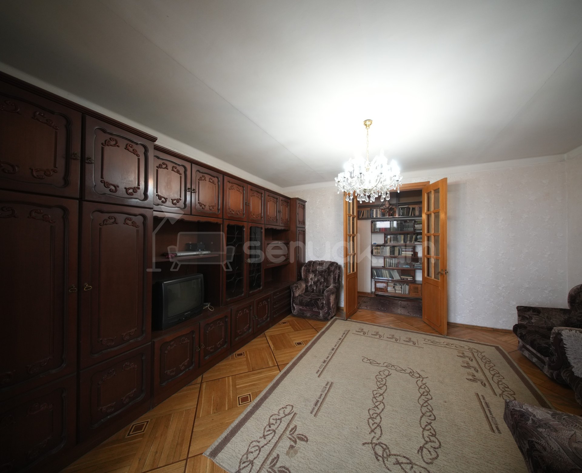 3 Սենյականոց Բնակարան Քարե Շենքում, 81քմ, 4/5 հարկ, Կապիտալ Վերանորոգված