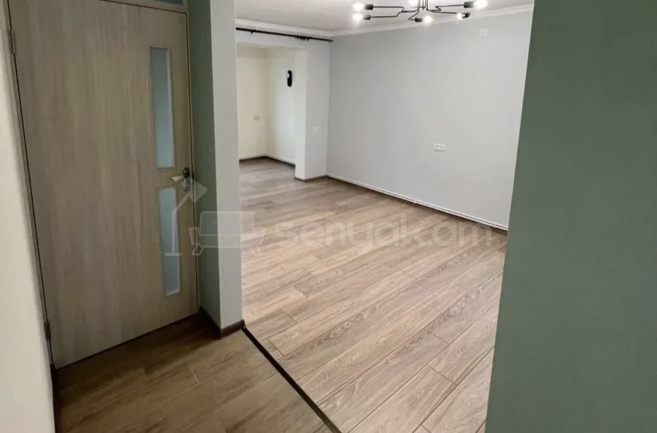 1 Սենյականոց Բնակարան, 37քմ, 3/5 հարկ, Կապիտալ Վերանորոգված, Կահավորված