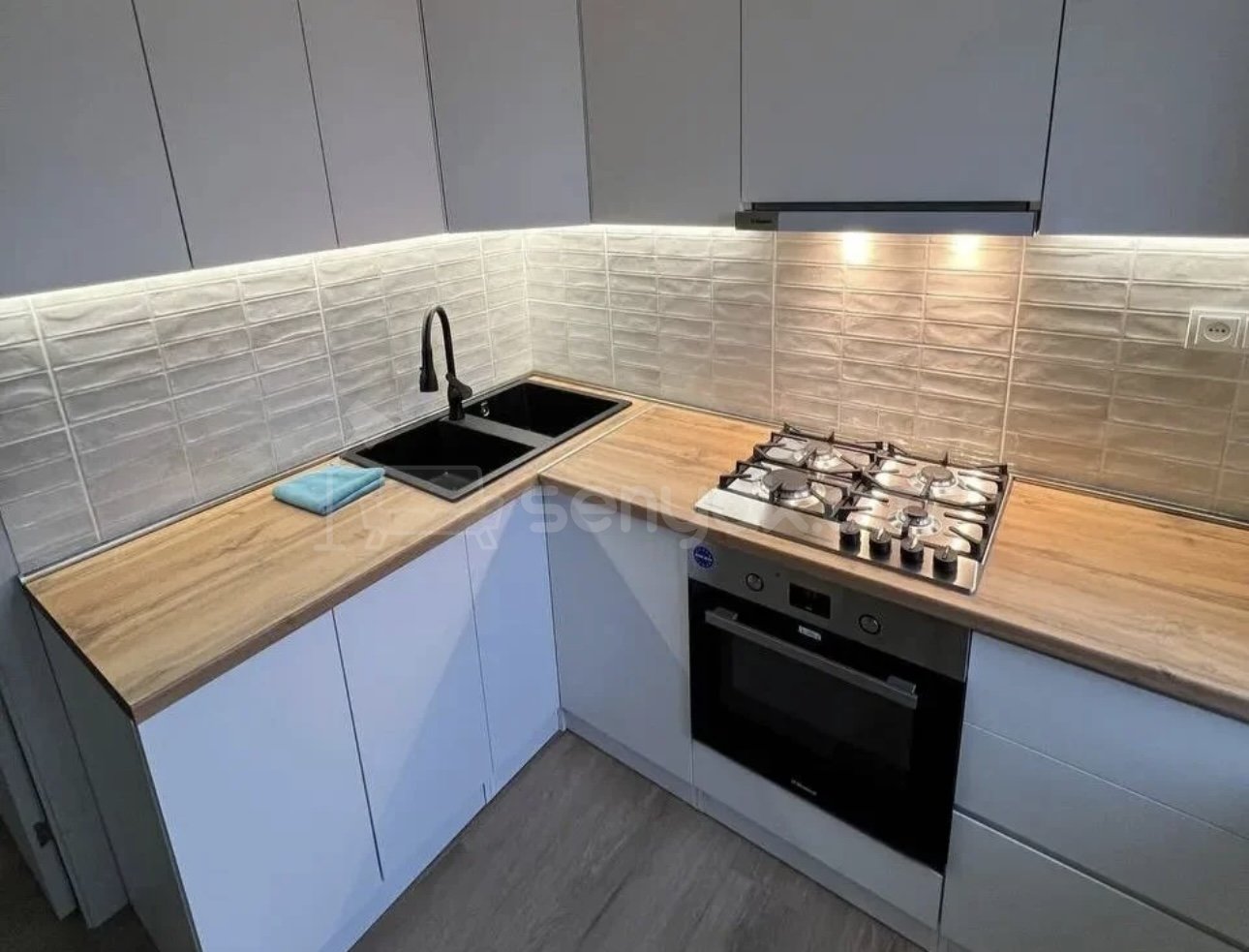 1 Սենյականոց Բնակարան, 37քմ, 3/5 հարկ, Կապիտալ Վերանորոգված, Կահավորված