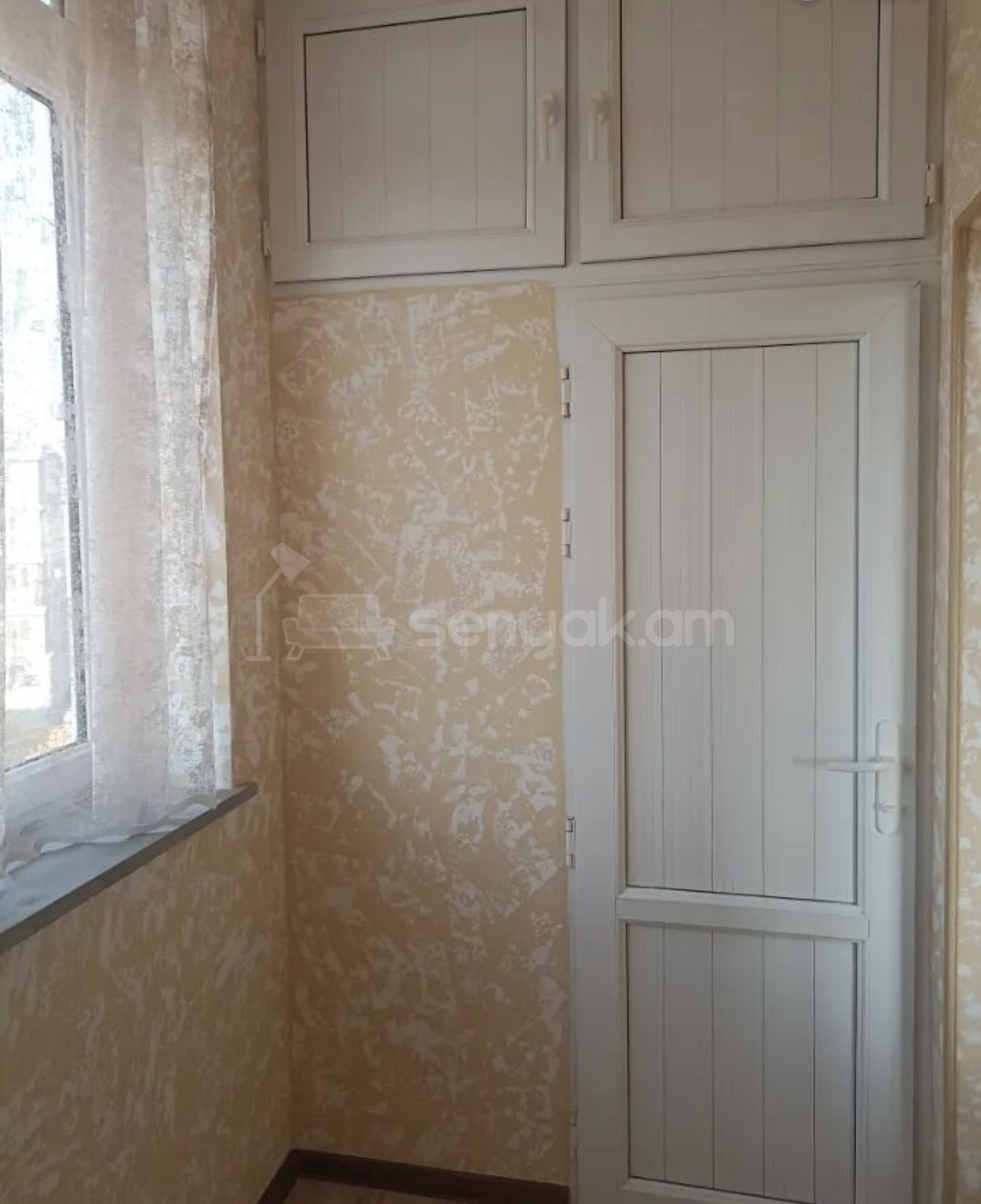 2 Սենյականոց Բնակարան Քարե Շենքում, 60քմ, 4/5 հարկ, Կապիտալ Վերանորոգված, Կահավորված