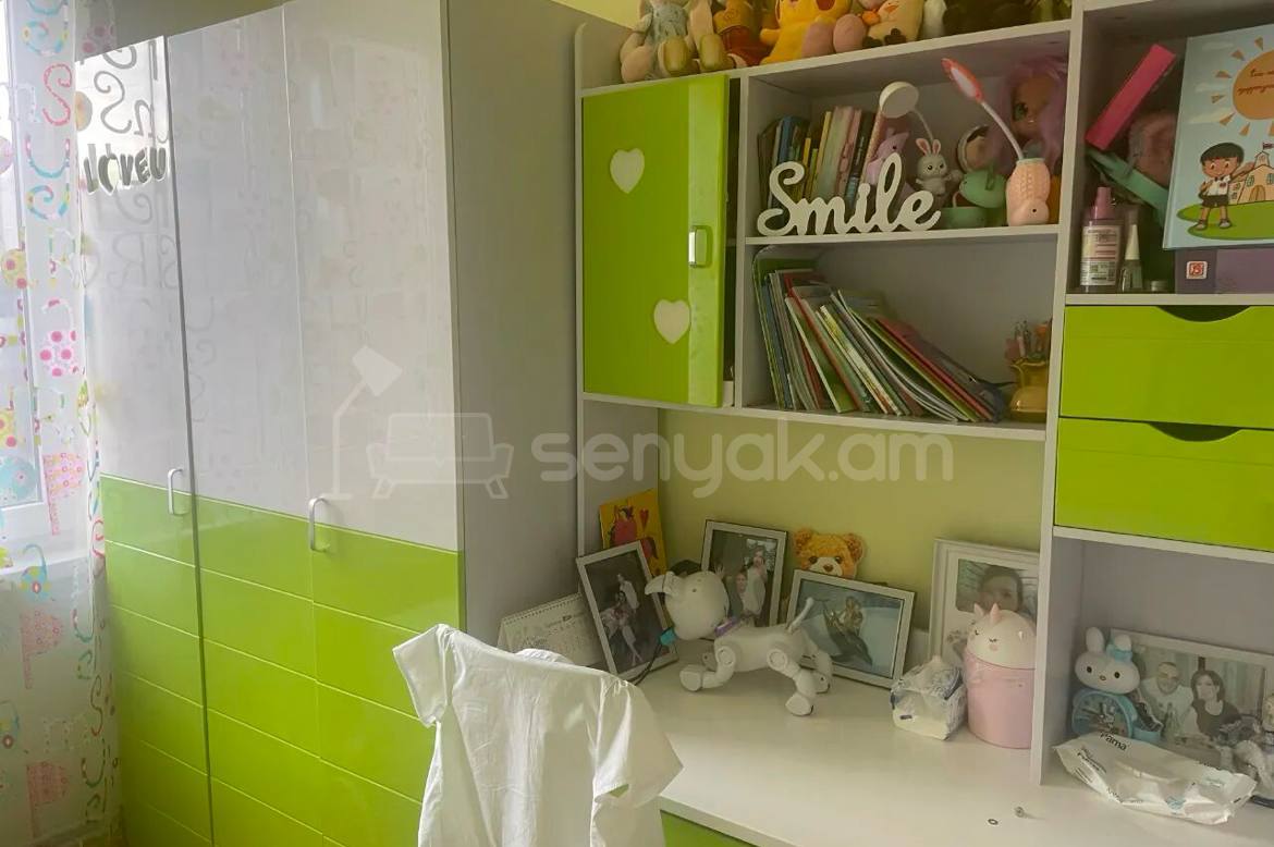 4 Սենյականոց Բնակարան, 90քմ, 5/9 հարկ, Կապիտալ Վերանորոգված