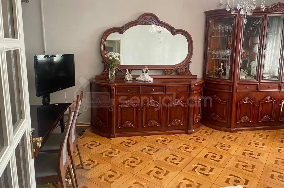 4 Սենյականոց Բնակարան, 90քմ, 5/9 հարկ, Կապիտալ Վերանորոգված