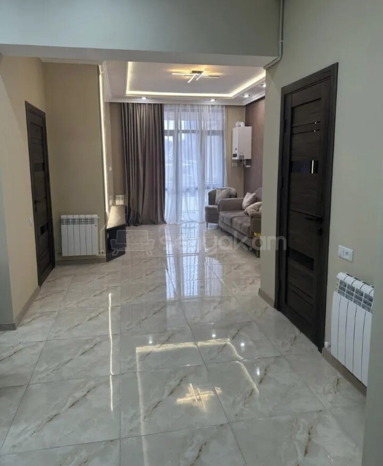 2 Սենյականոց Բնակարան Քարե Շենքում, 65քմ, 4/12 հարկ, Կապիտալ Վերանորոգված, Կահավորված