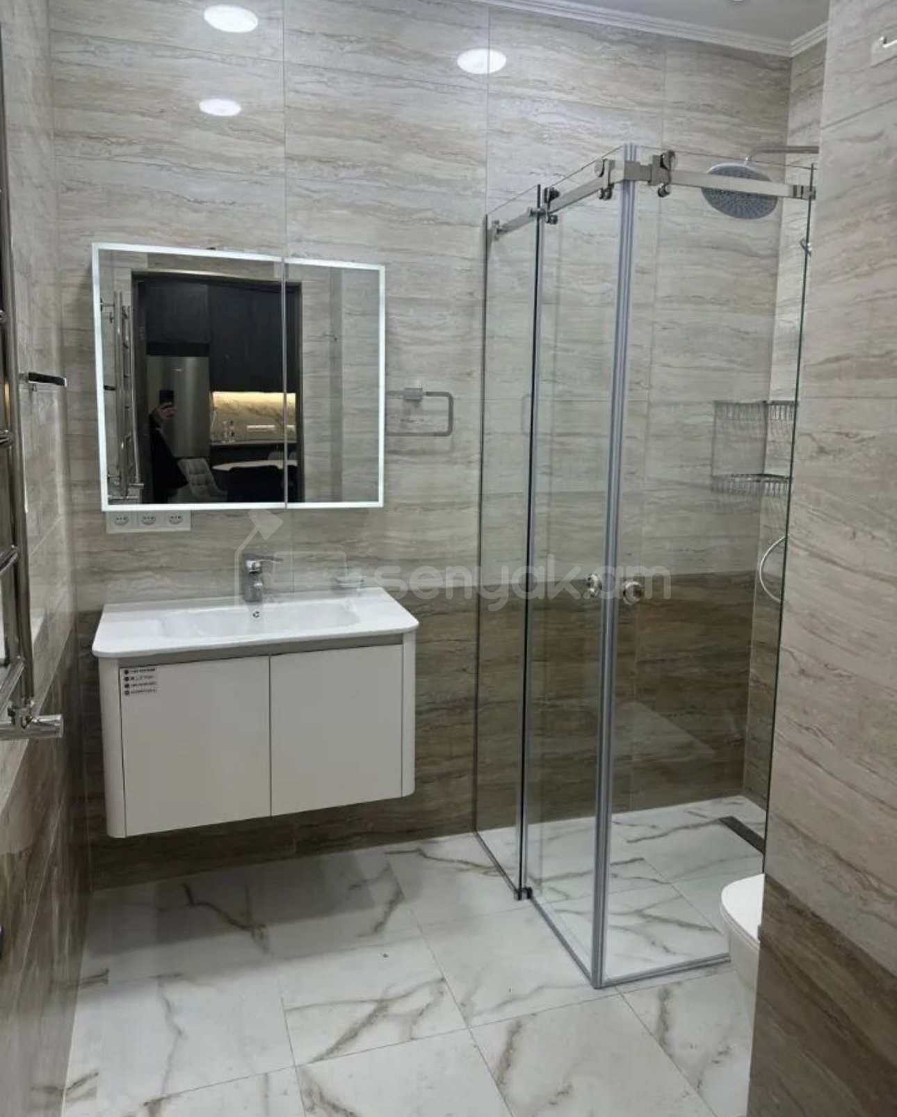 2 Սենյականոց Բնակարան Քարե Շենքում, 65քմ, 4/12 հարկ, Կապիտալ Վերանորոգված, Կահավորված