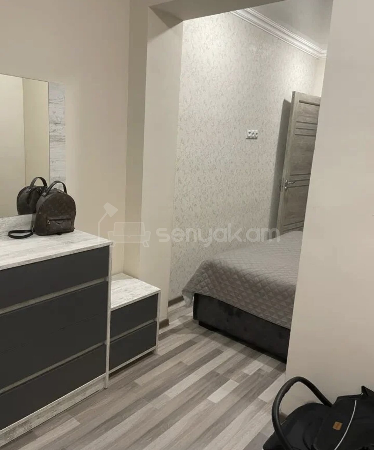 2 Սենյականոց Բնակարան, 44քմ, 6/9 հարկ, Կապիտալ Վերանորոգված, Կահավորված