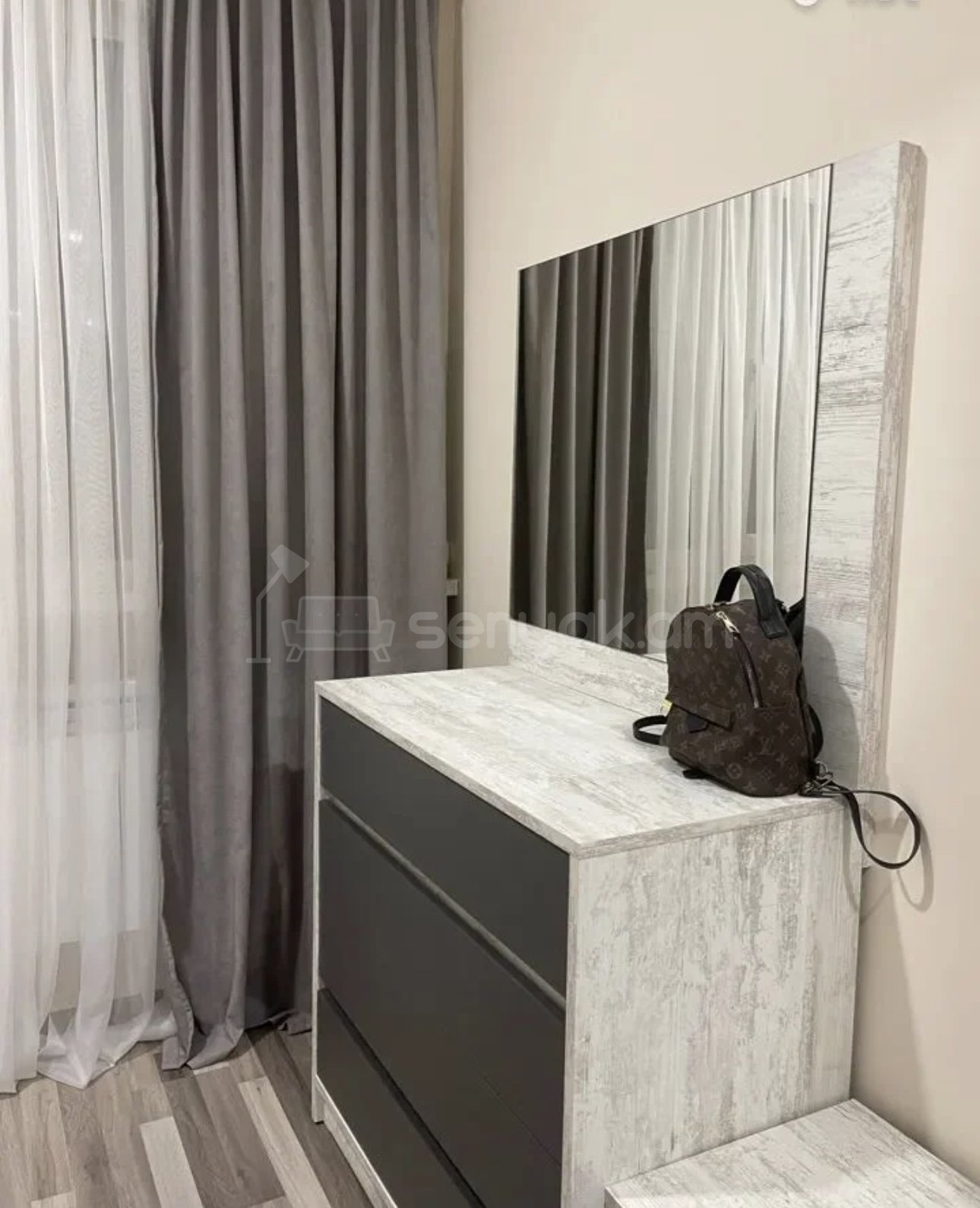 2 Սենյականոց Բնակարան, 44քմ, 6/9 հարկ, Կապիտալ Վերանորոգված, Կահավորված