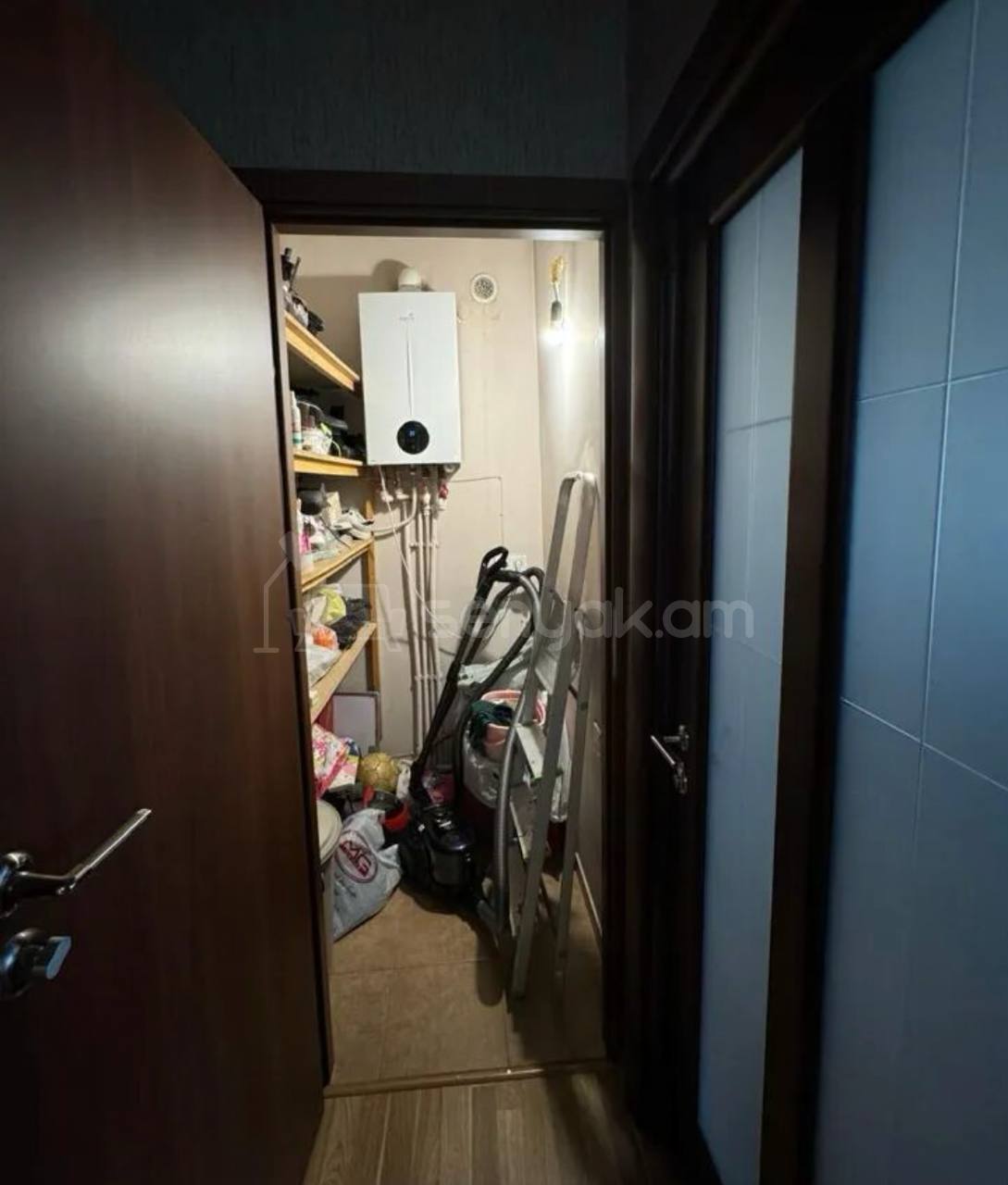 4 Սենյականոց Բնակարան, 99քմ, 4/9 հարկ, Կապիտալ Վերանորոգված